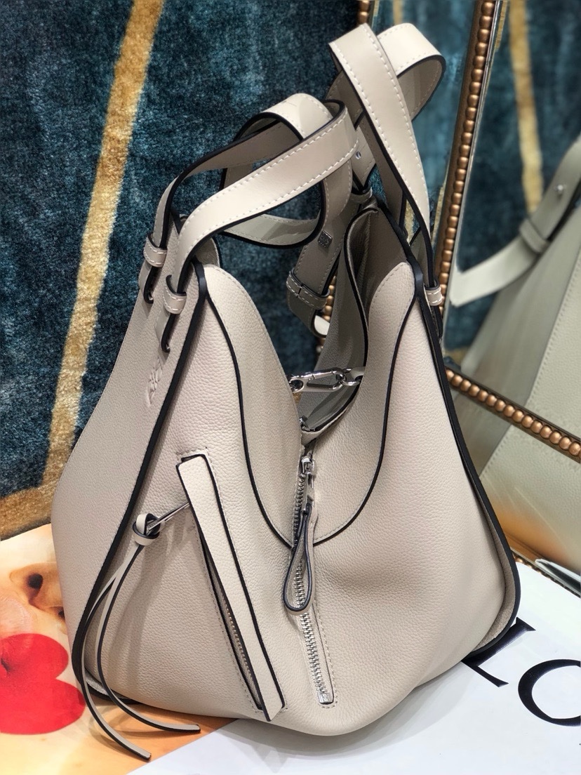 Loewe Hammock Handbag 29cm - Image 2