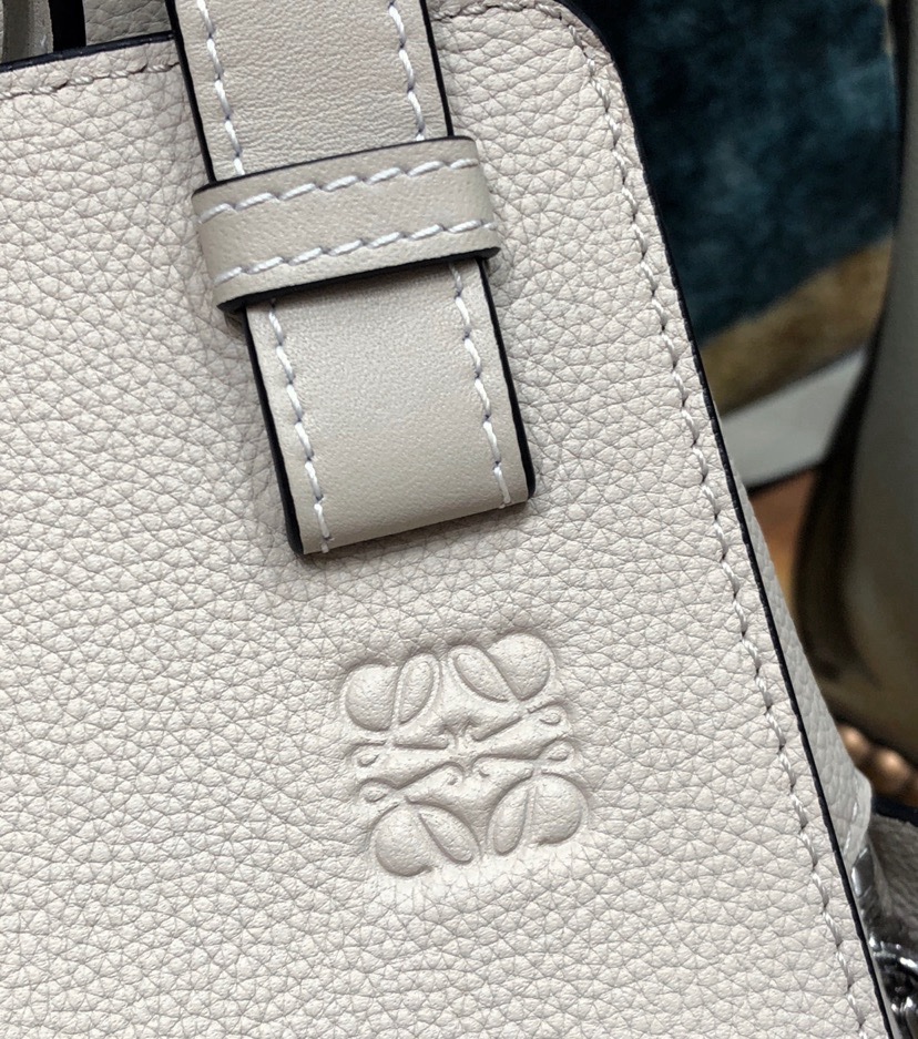 Loewe Hammock Handbag 29cm - Image 5