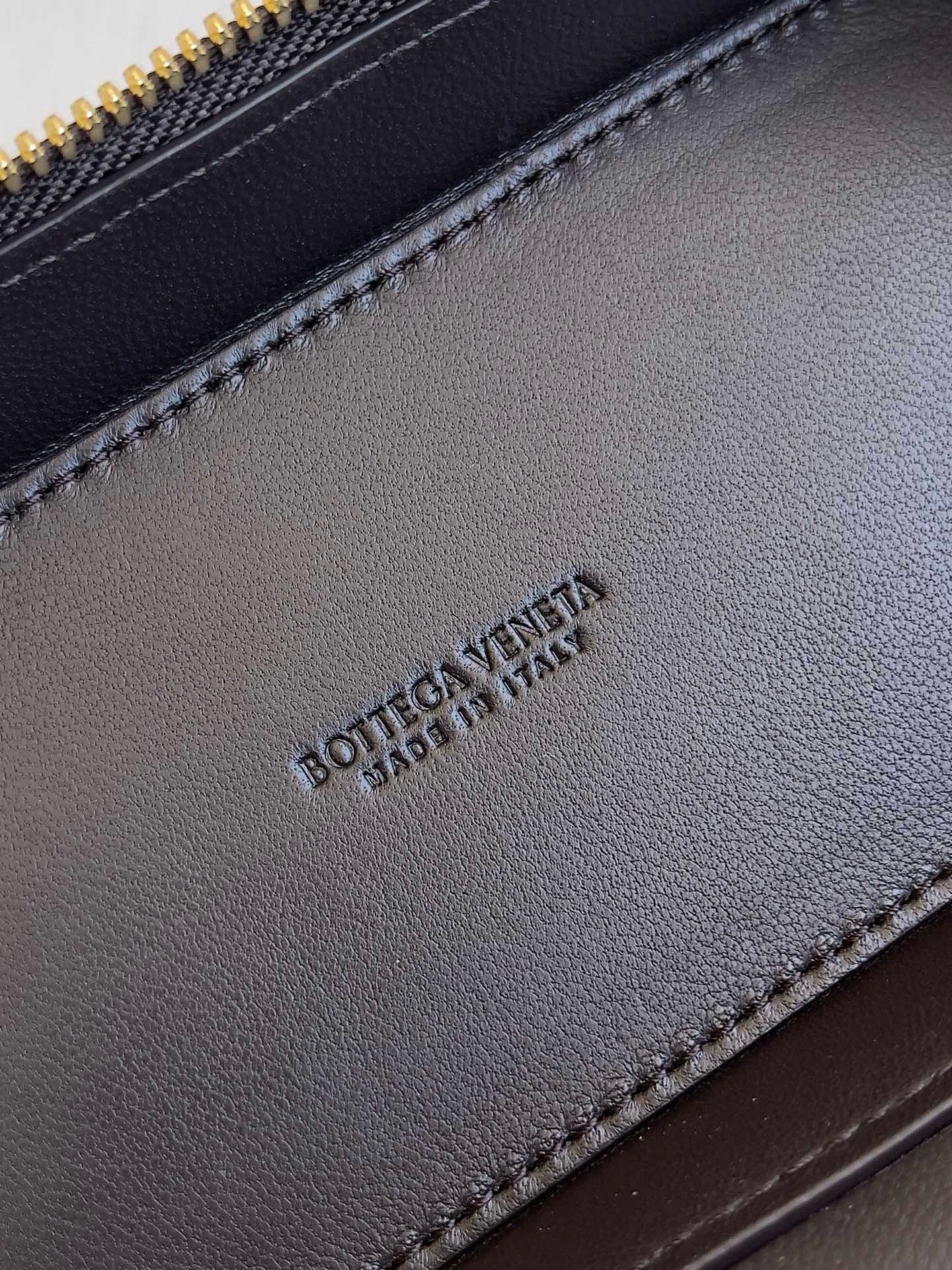 Bottega Veneta Jodie - Image 8