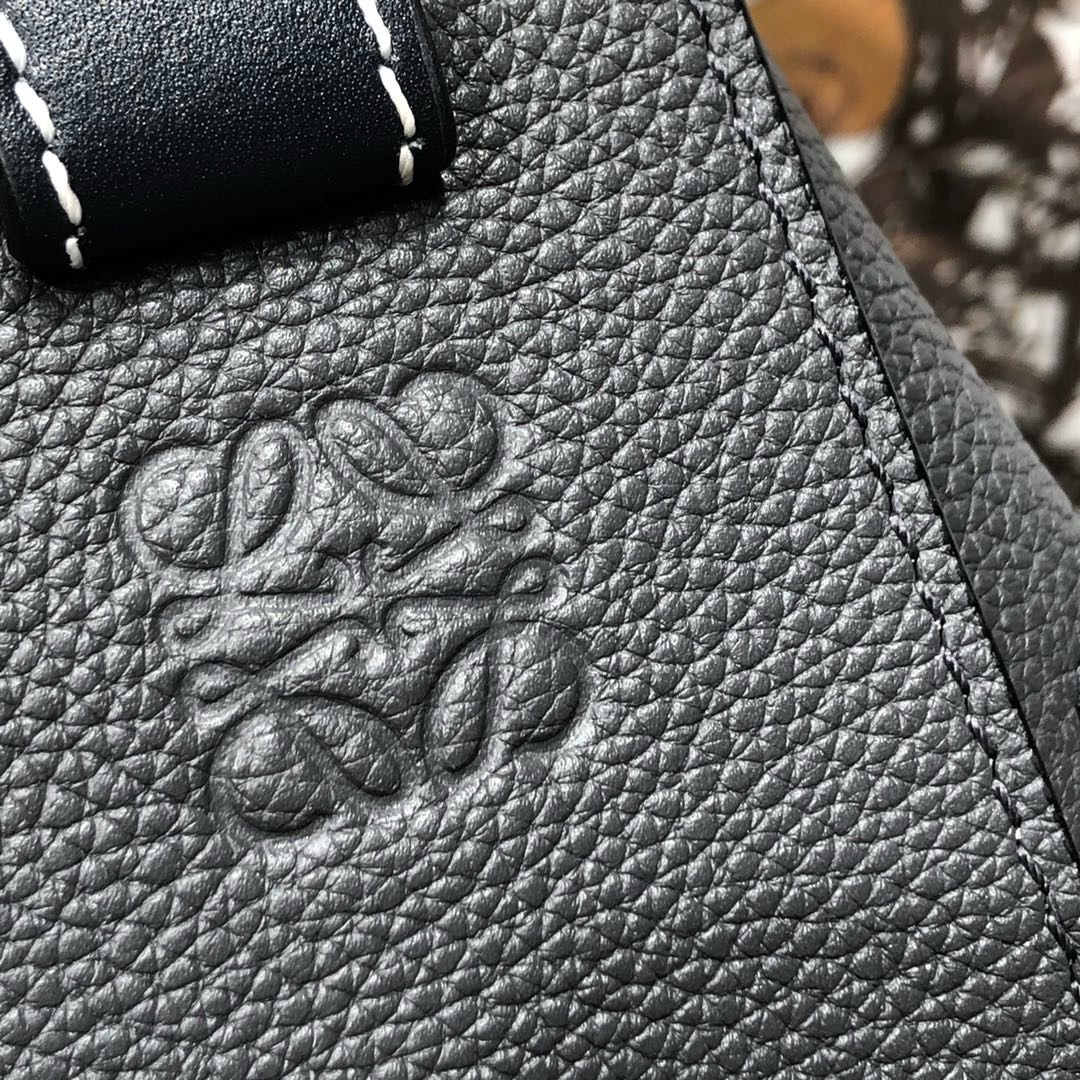 Loewe Hammock Handbag 29cm - Image 3