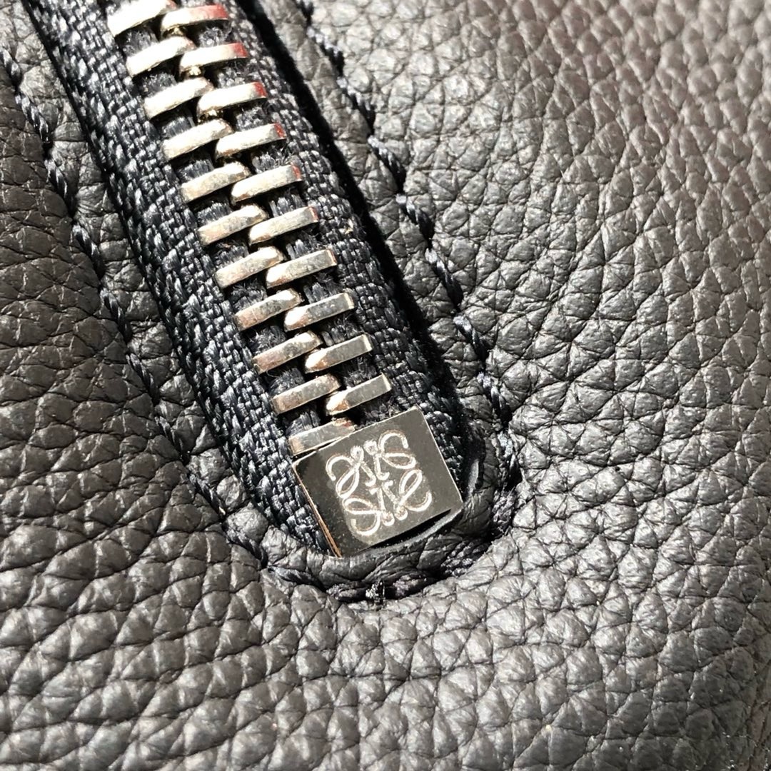 Loewe Hammock Handbag 29cm - Image 5