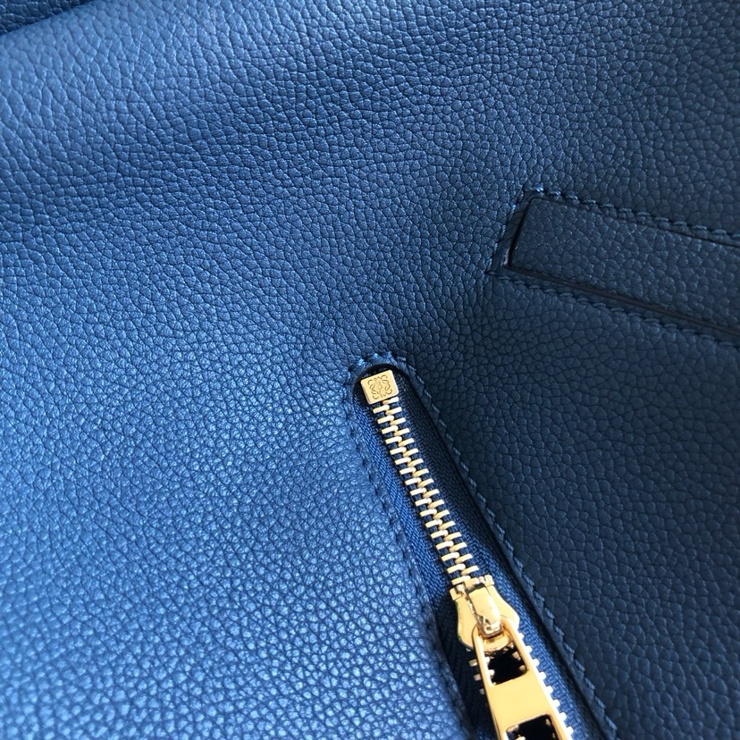 Loewe Hammock Handbag 29cm - Image 7