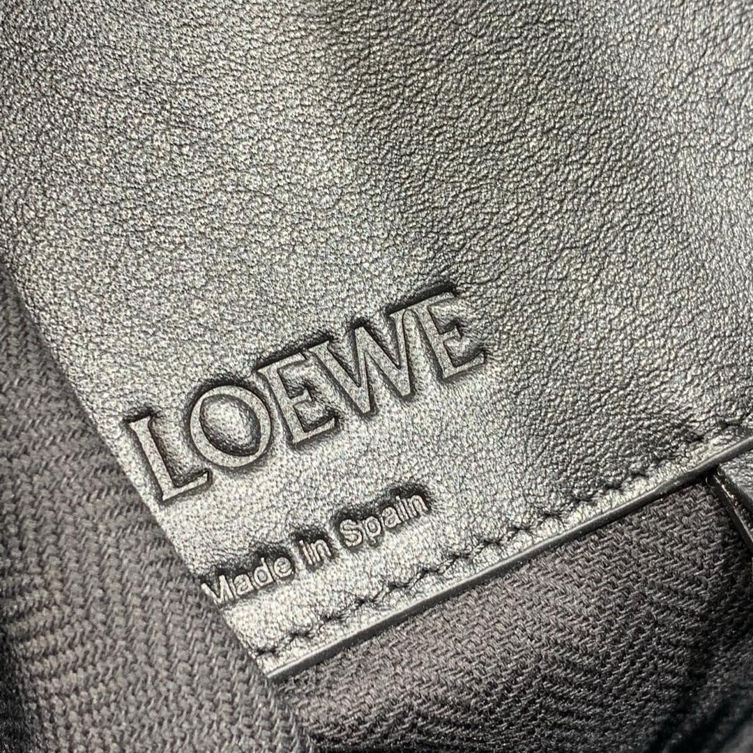 Loewe Hammock Handbag 29cm - Image 6