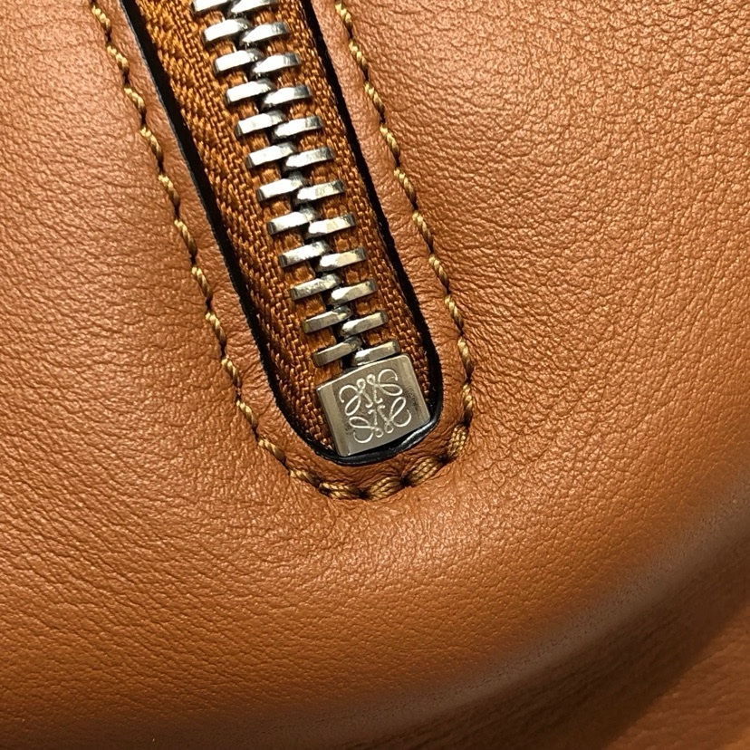 Loewe Hammock Handbag 29cm - Image 5