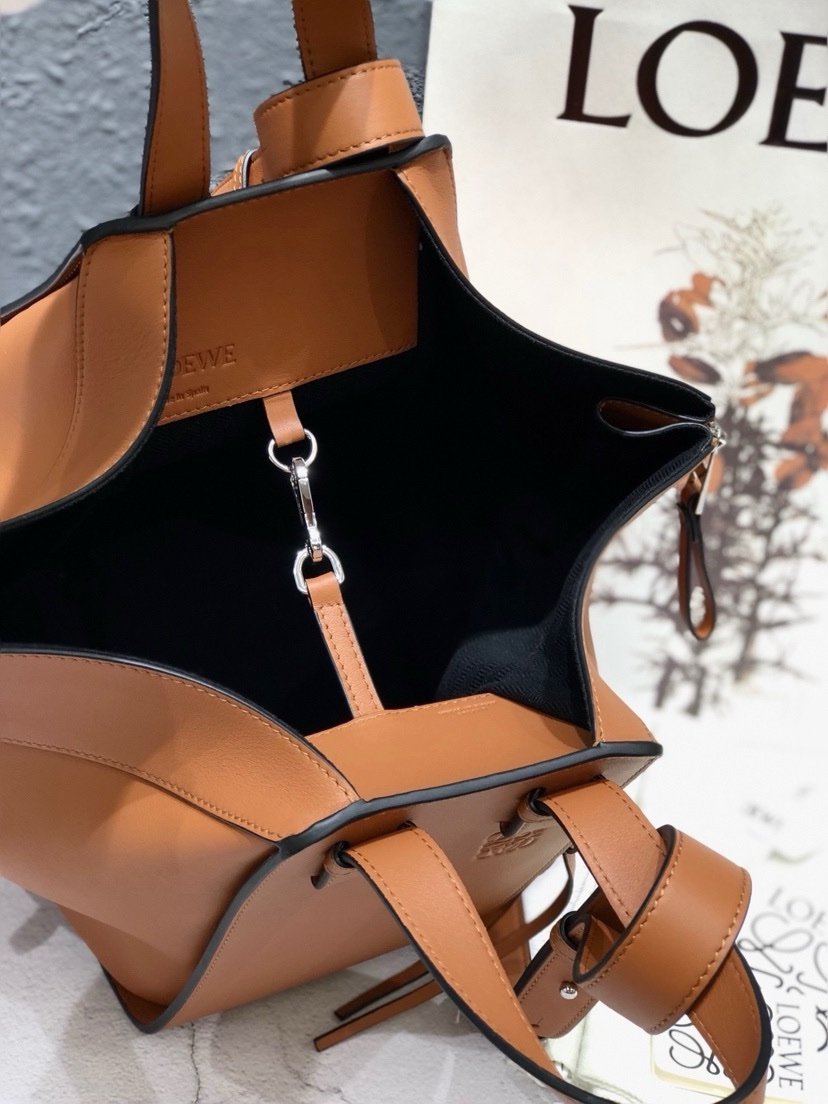 Loewe Hammock Handbag 29cm - Image 7
