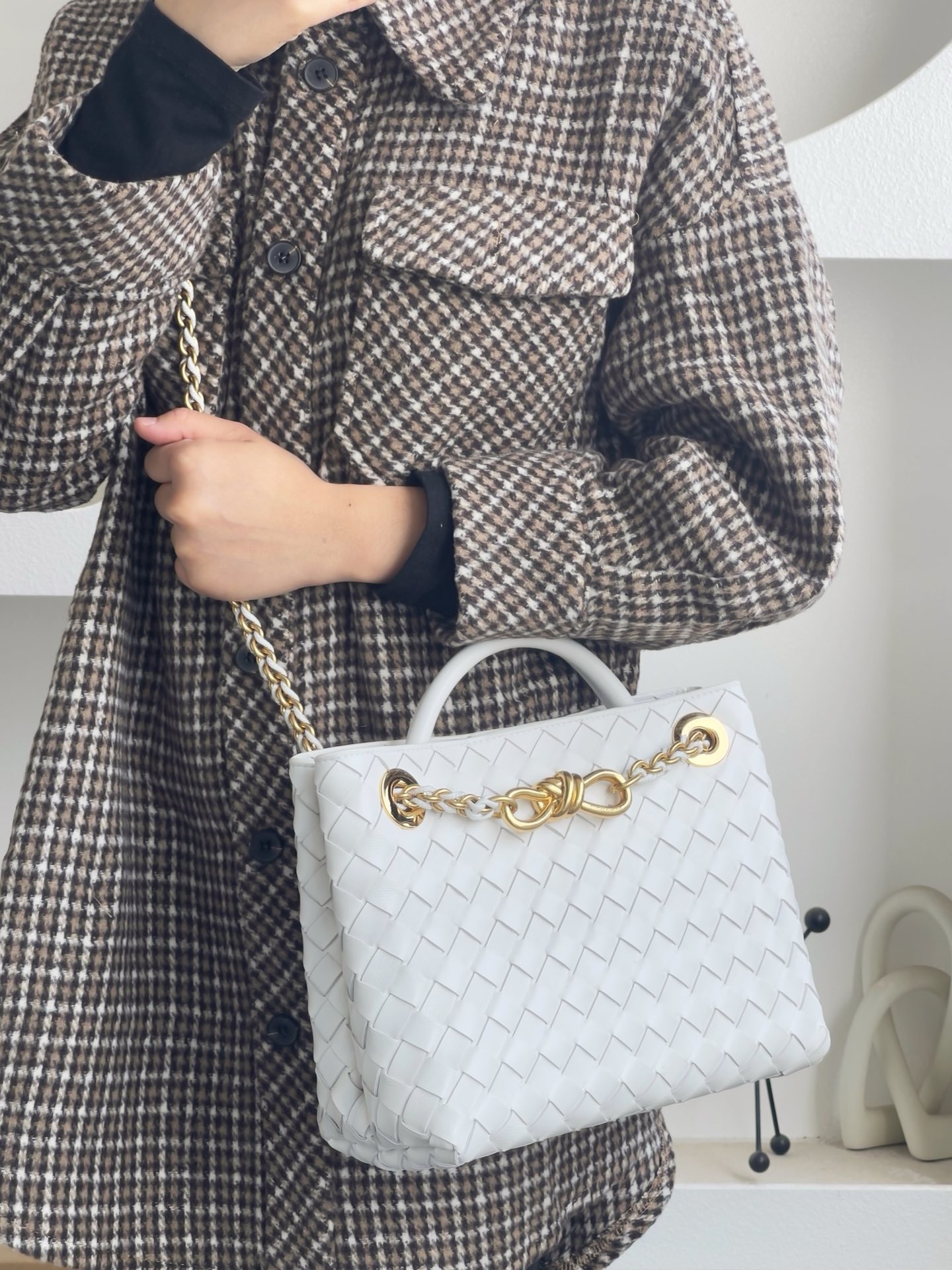 Bottega Veneta Andiamo - Image 2