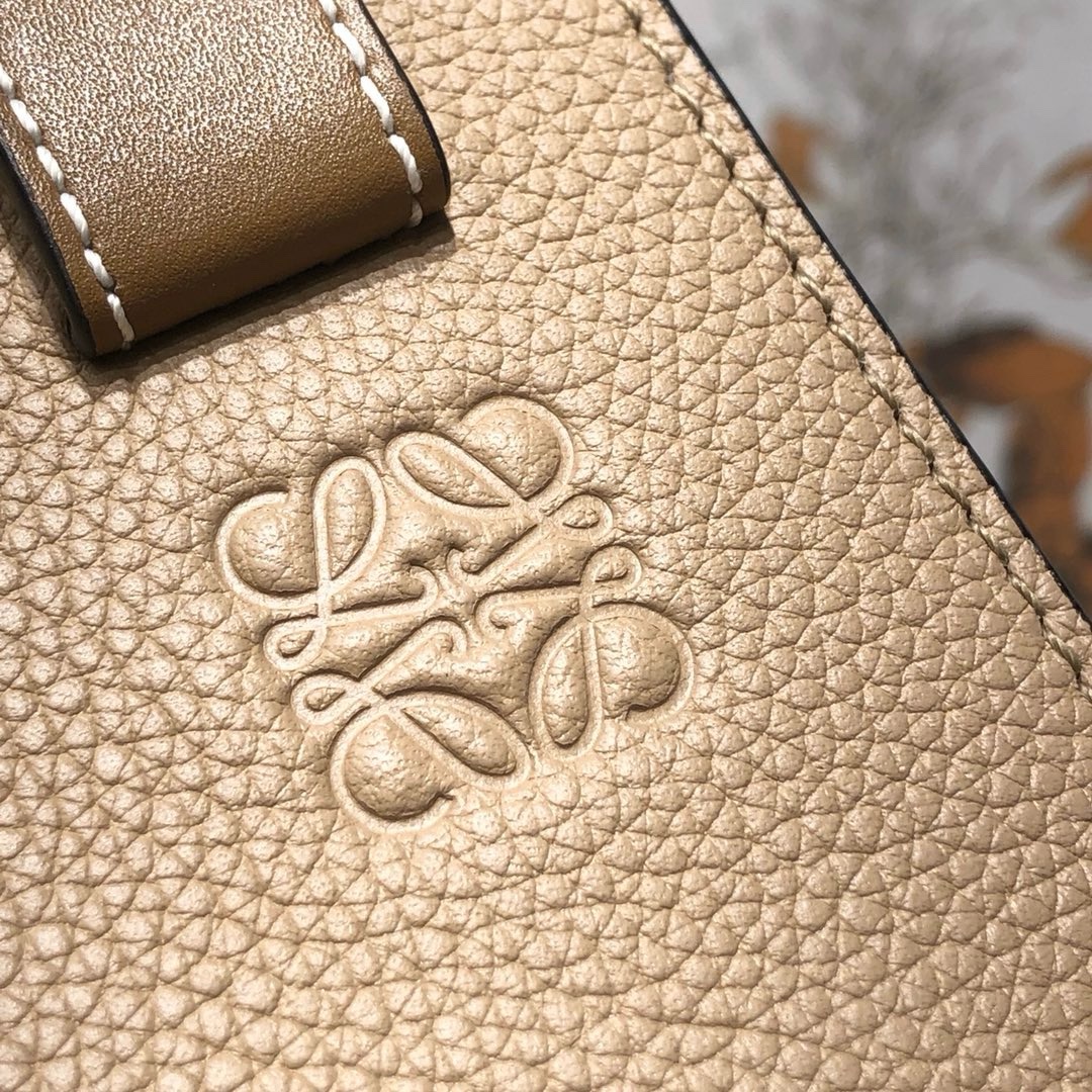 Loewe Hammock Handbag 29cm - Image 6