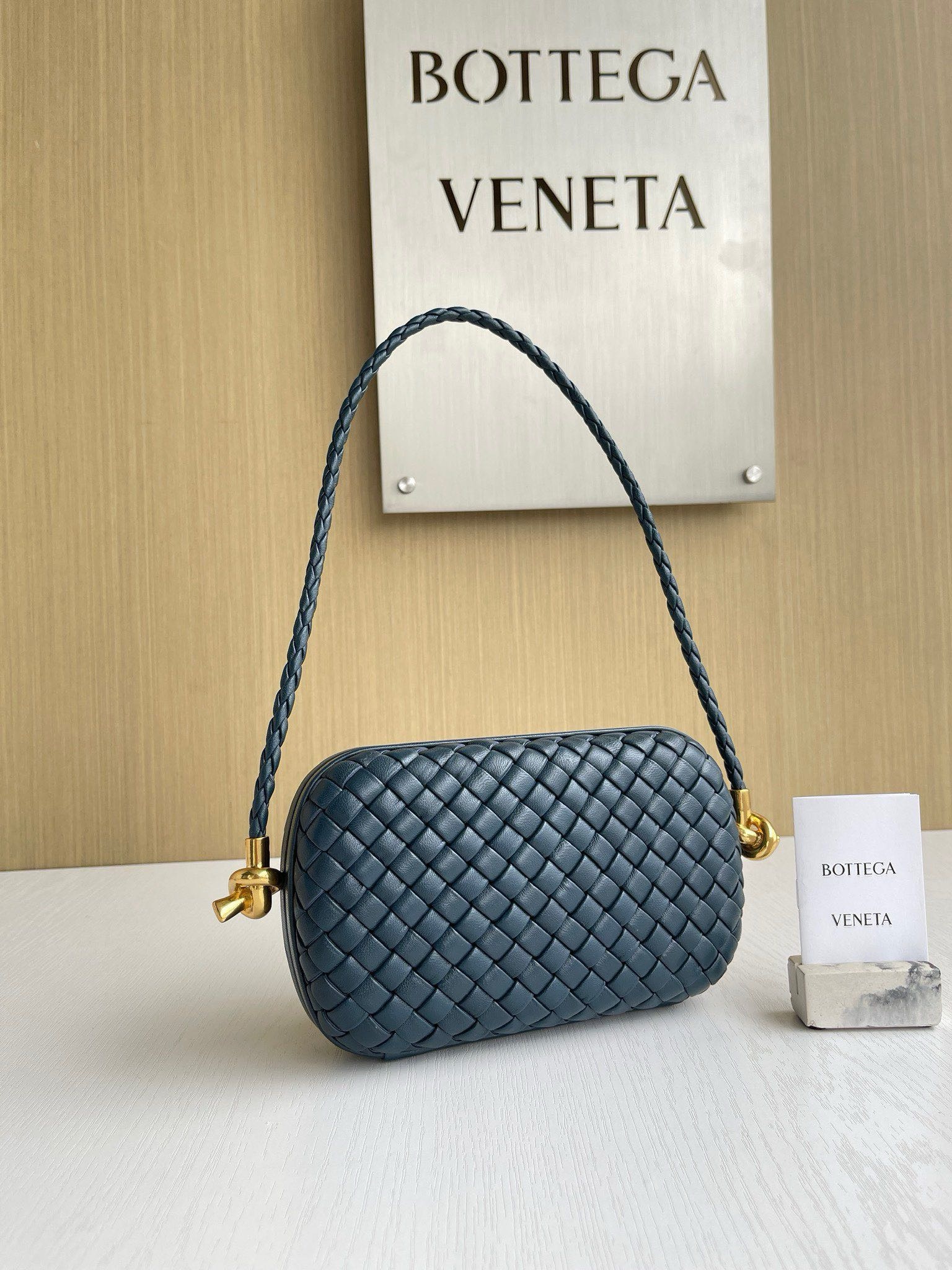 Bottega Veneta Knot - Image 6
