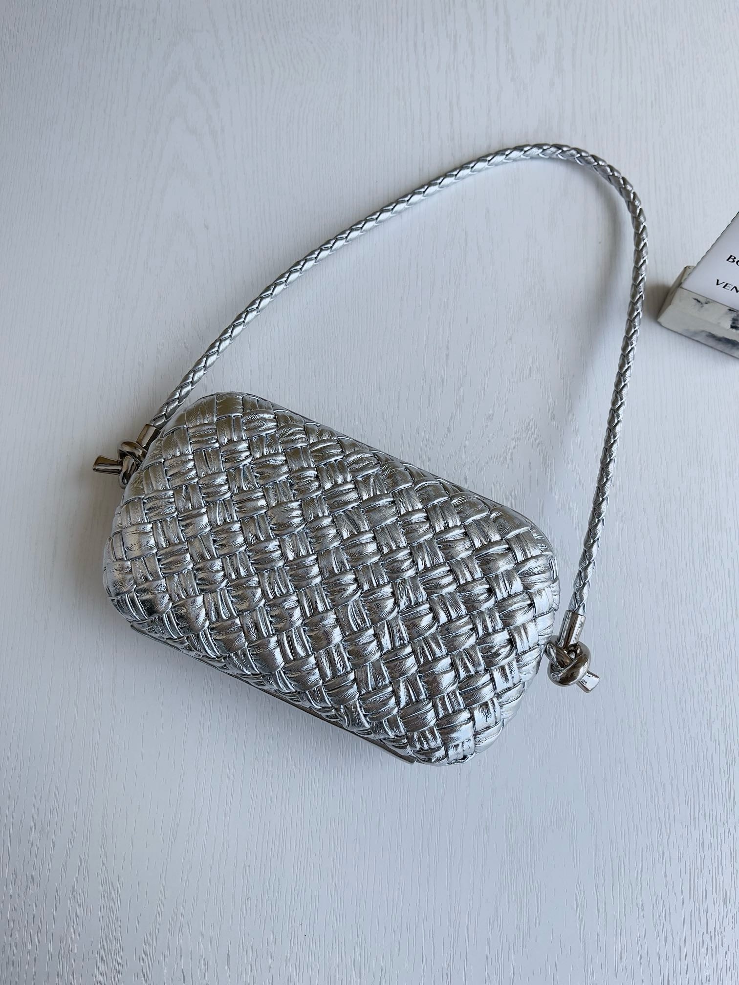 Bottega Veneta Knot - Image 6