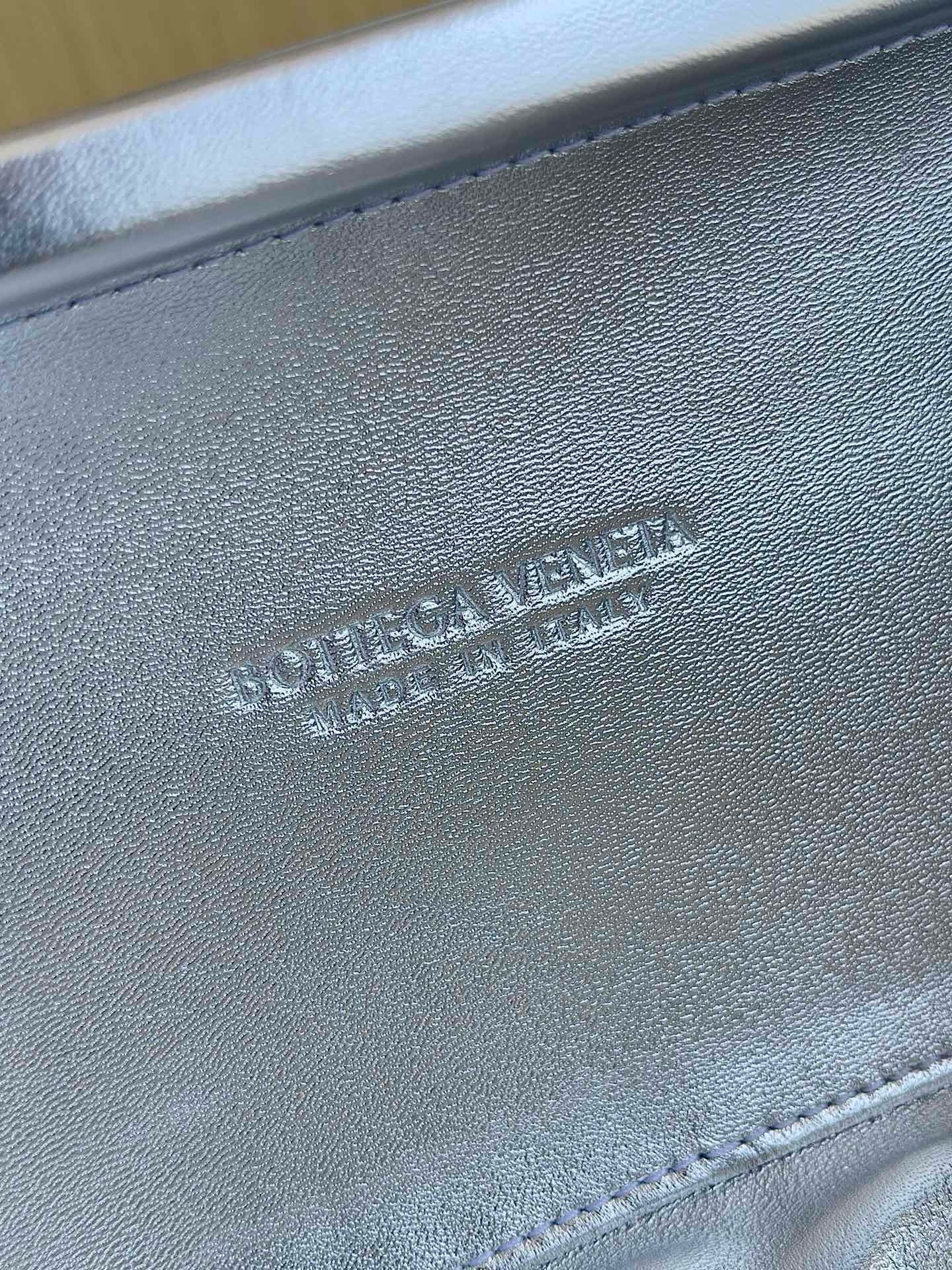 Bottega Veneta Knot - Image 8