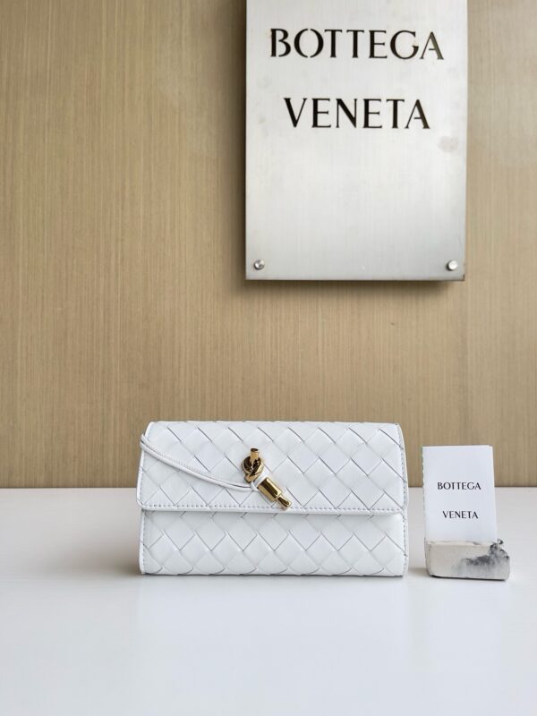 Bottega Veneta Clutch