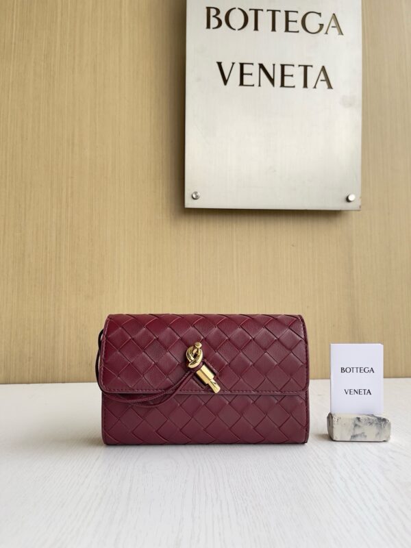 Bottega Veneta Clutch