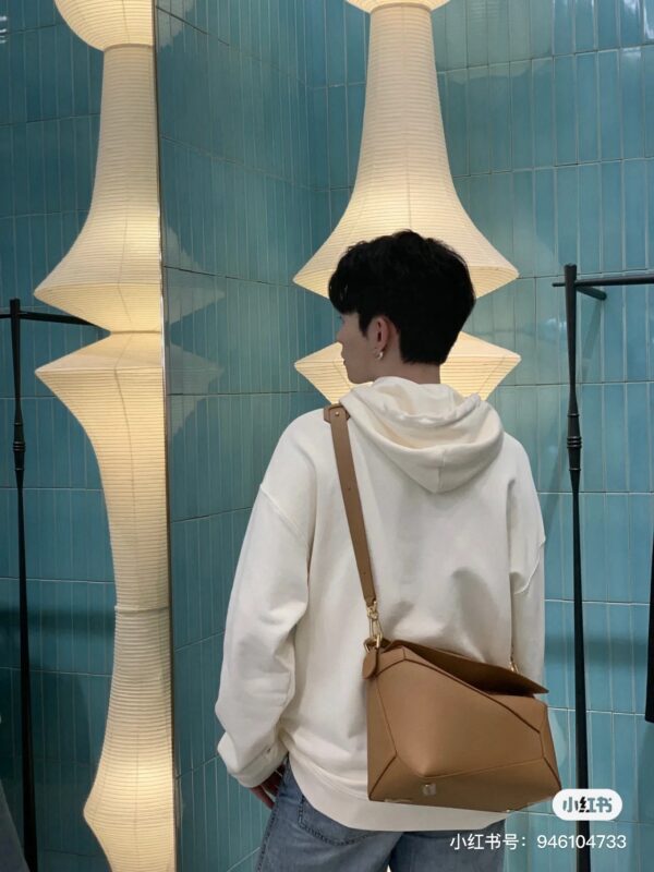 Loewe Medium Puzzle Bag