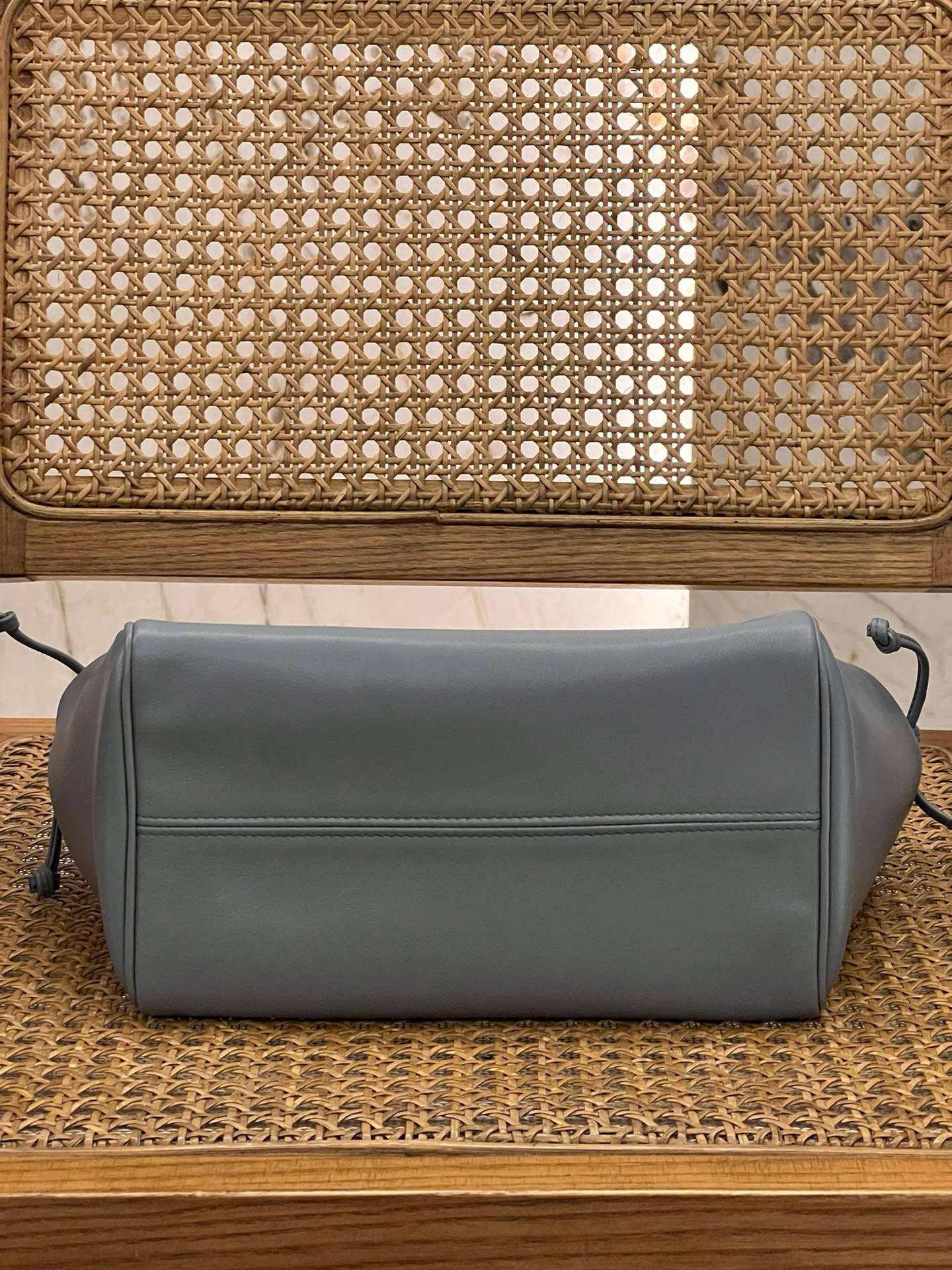 Celine Cabas - Image 6