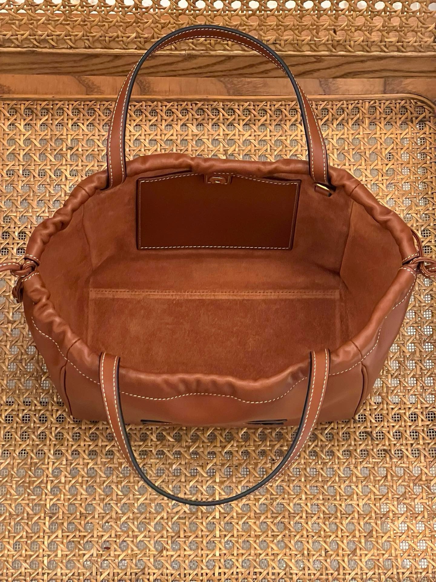 Celine Cabas - Image 7