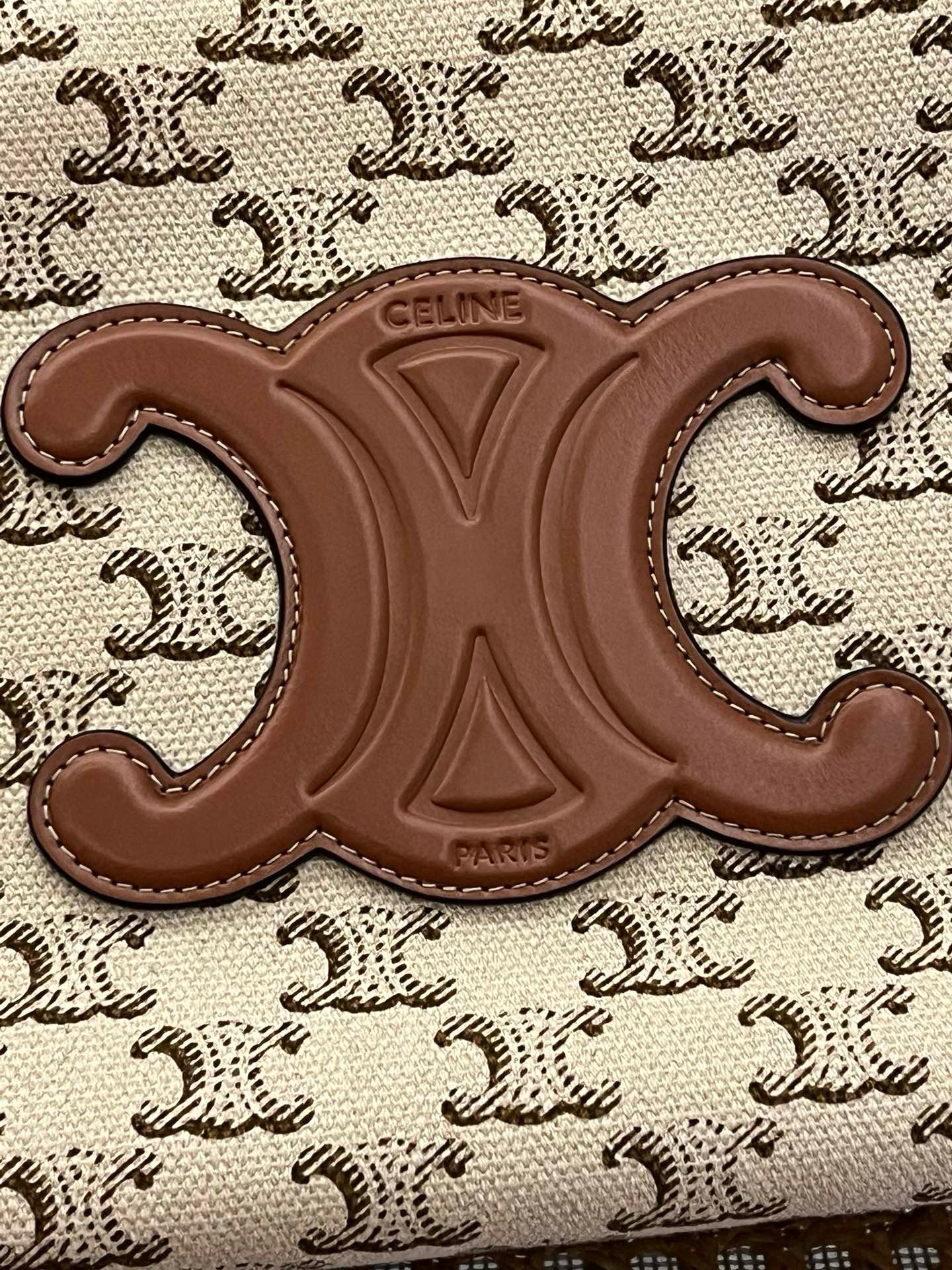 Celine Triomphe - Image 5