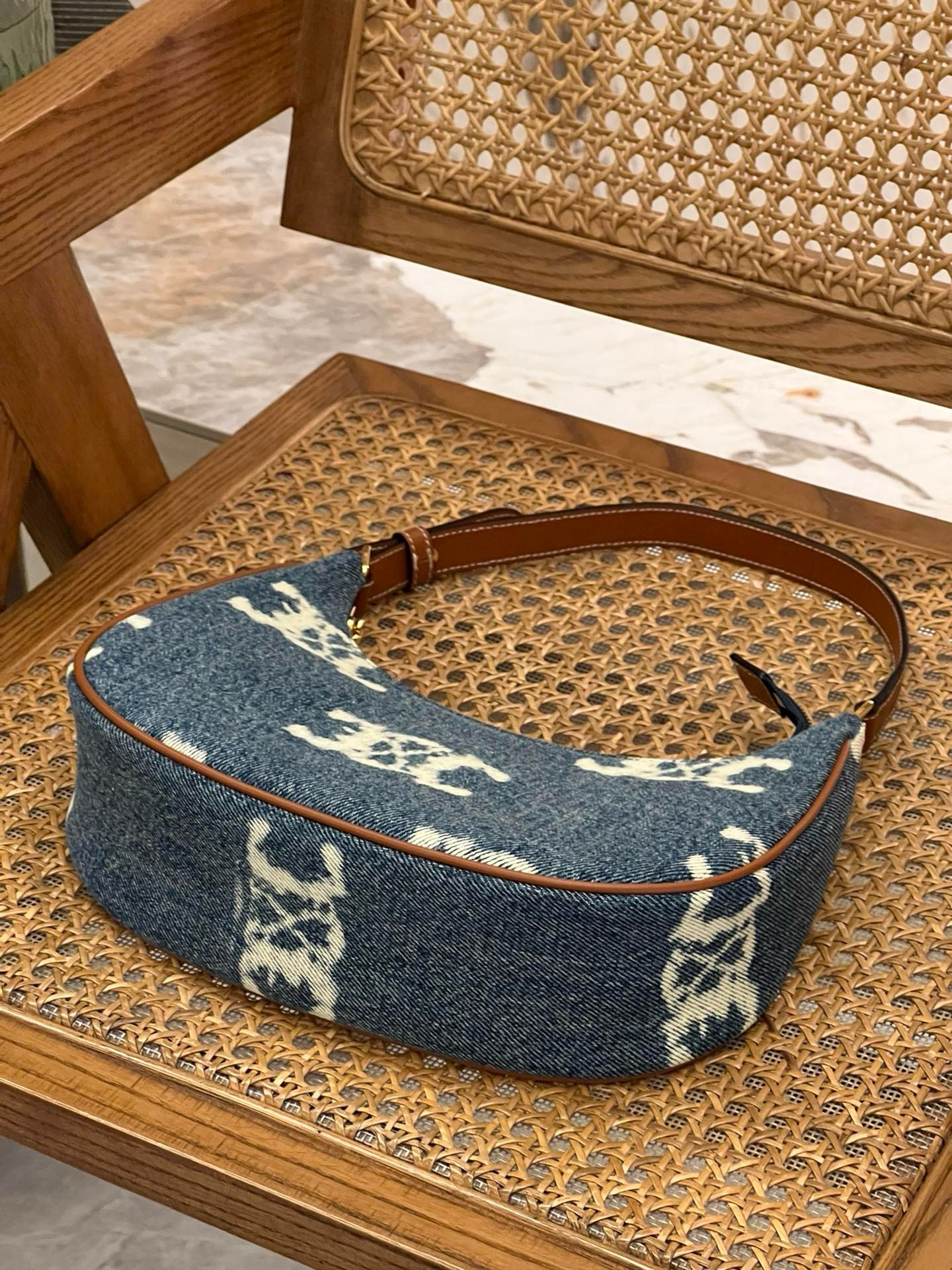 Celine Triomphe Ava Bag - Image 3