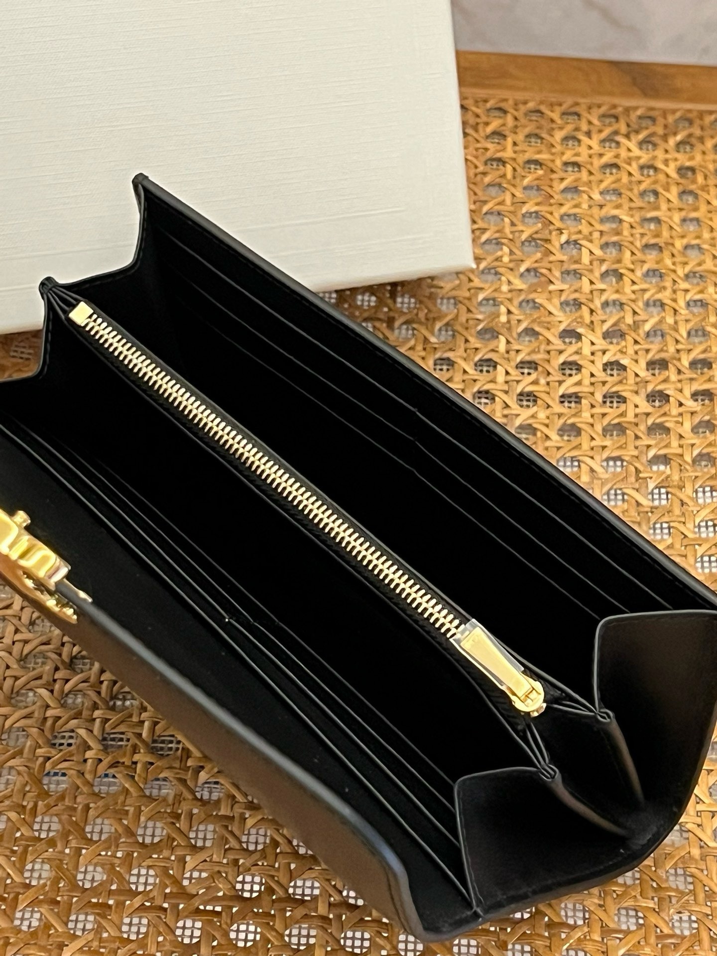 Celine Triomphe - Image 8