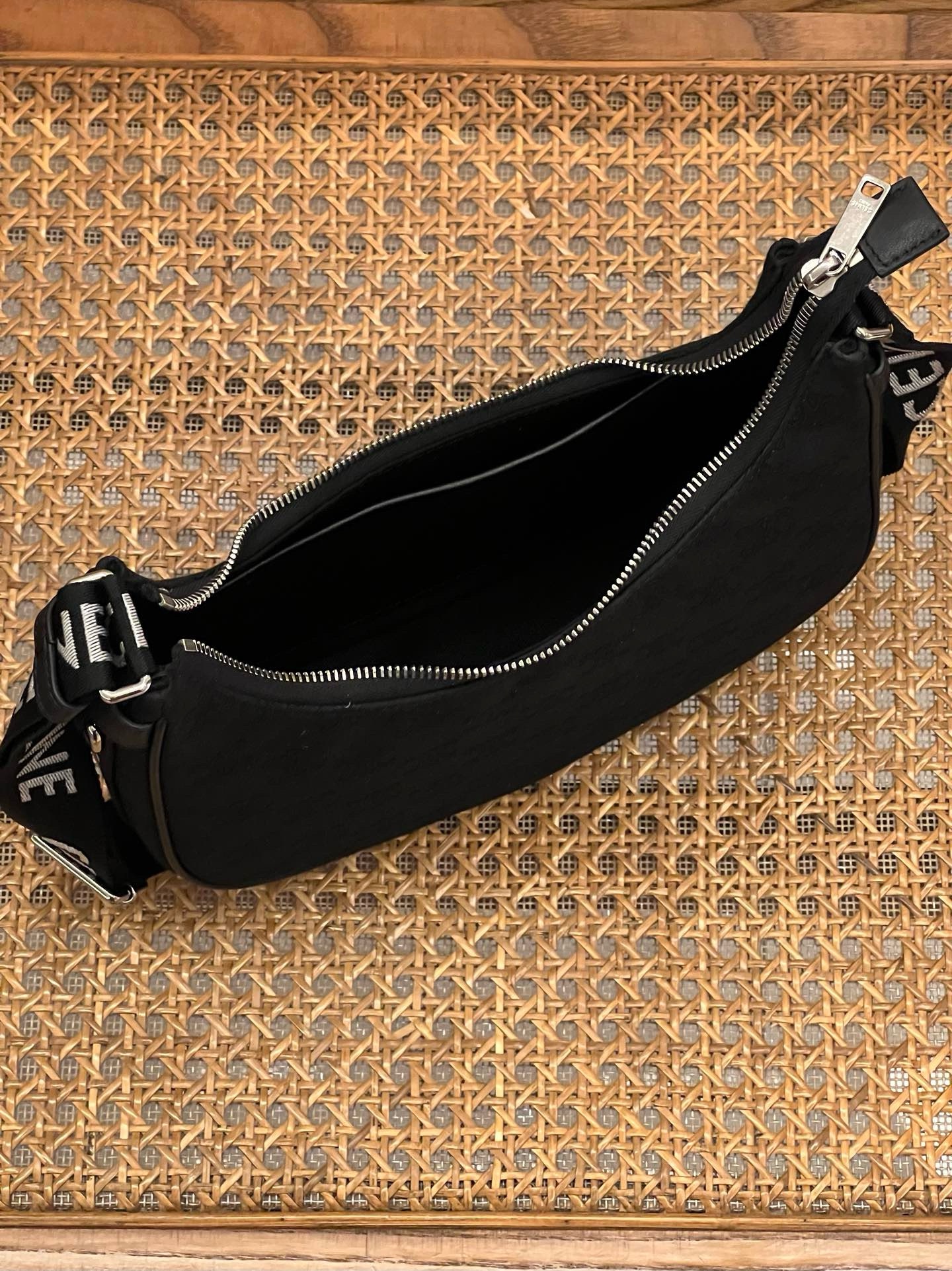 Celine AvA - Image 7