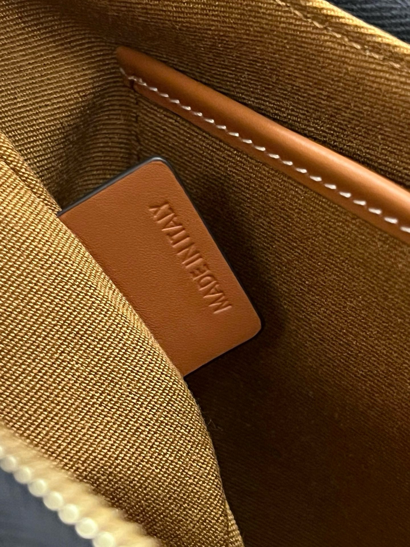 Celine Ava - Image 9