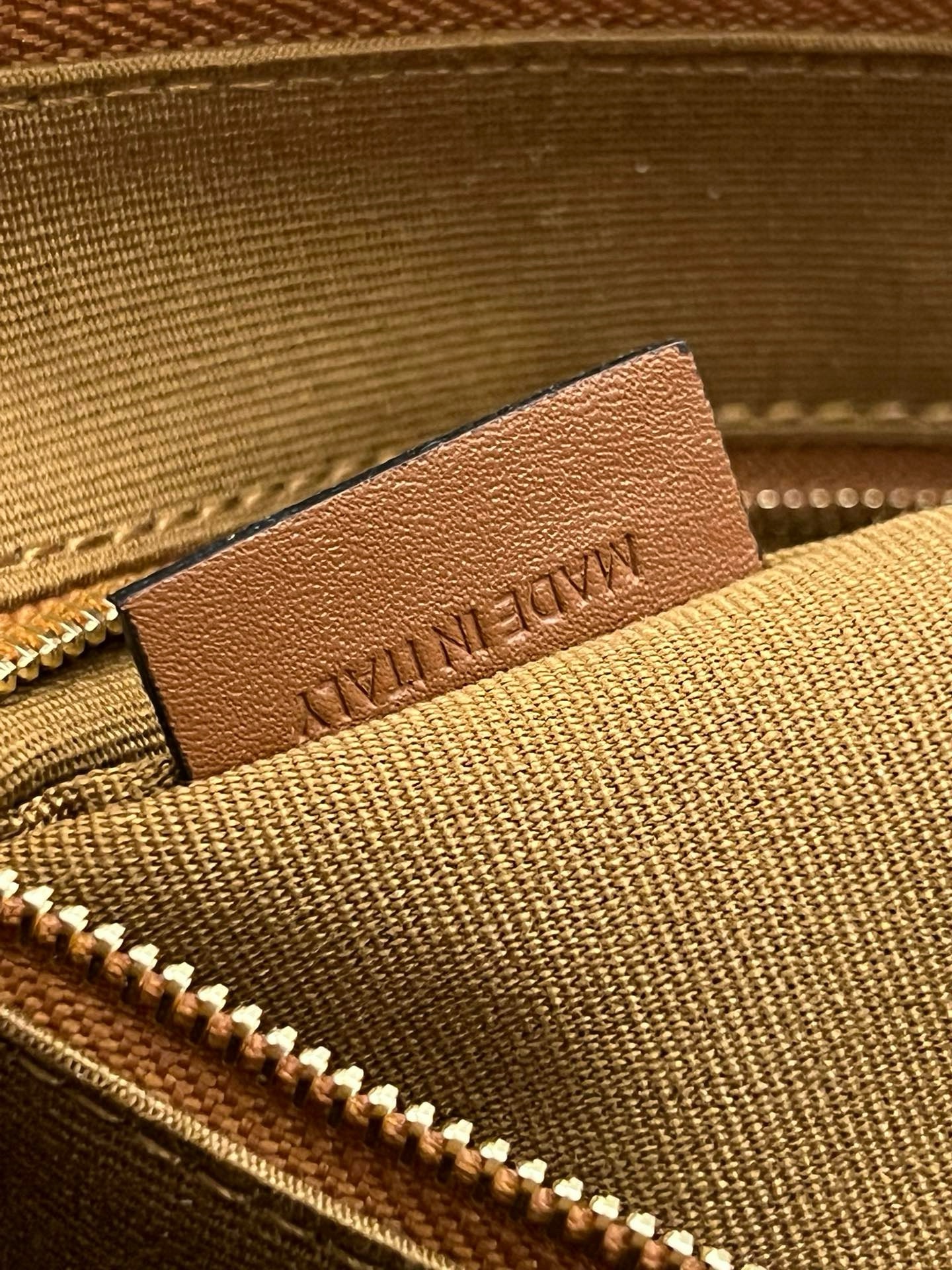 Celine Lock - Image 9