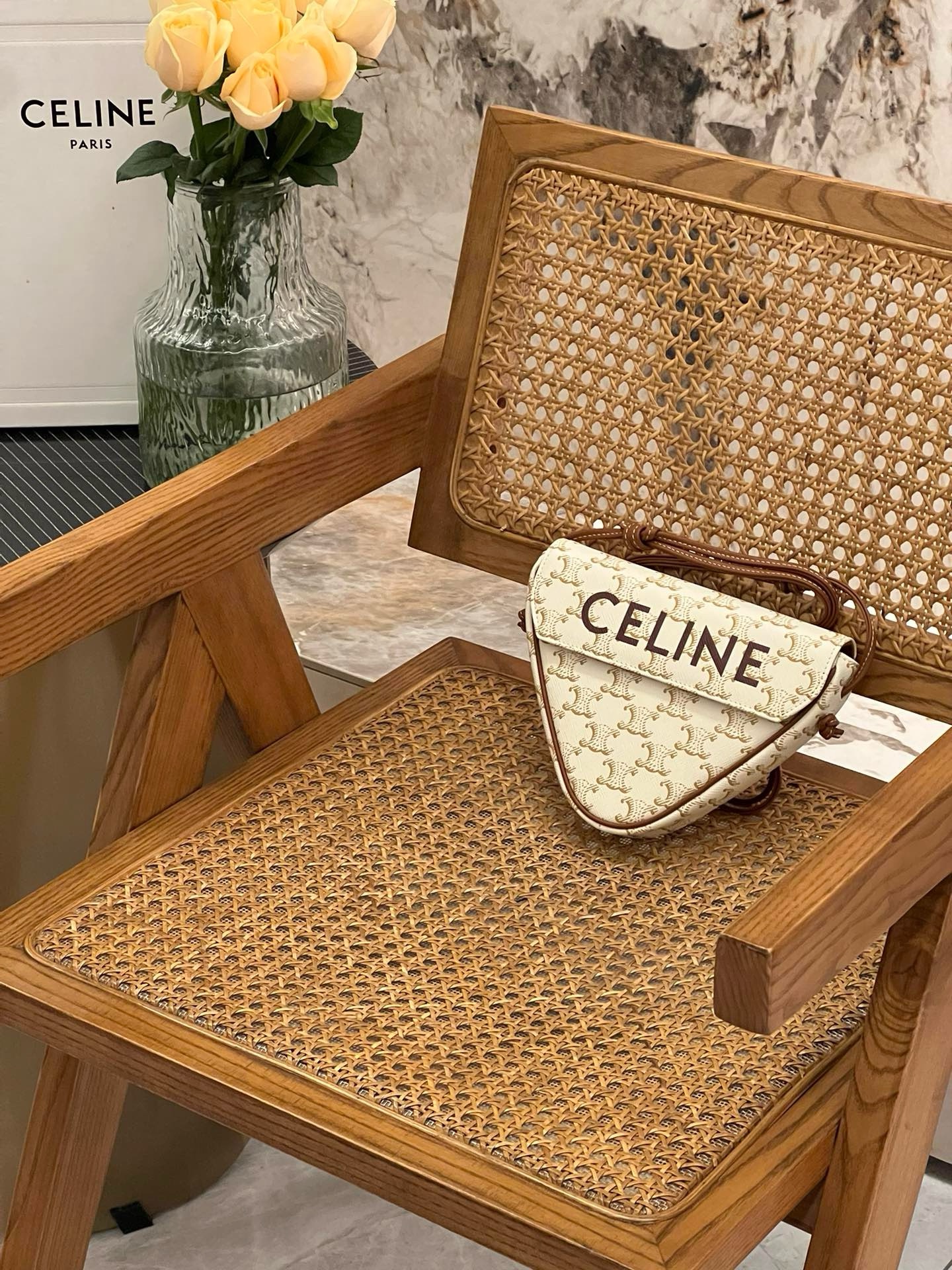 img_4411 Celine Triomphe - Image 1