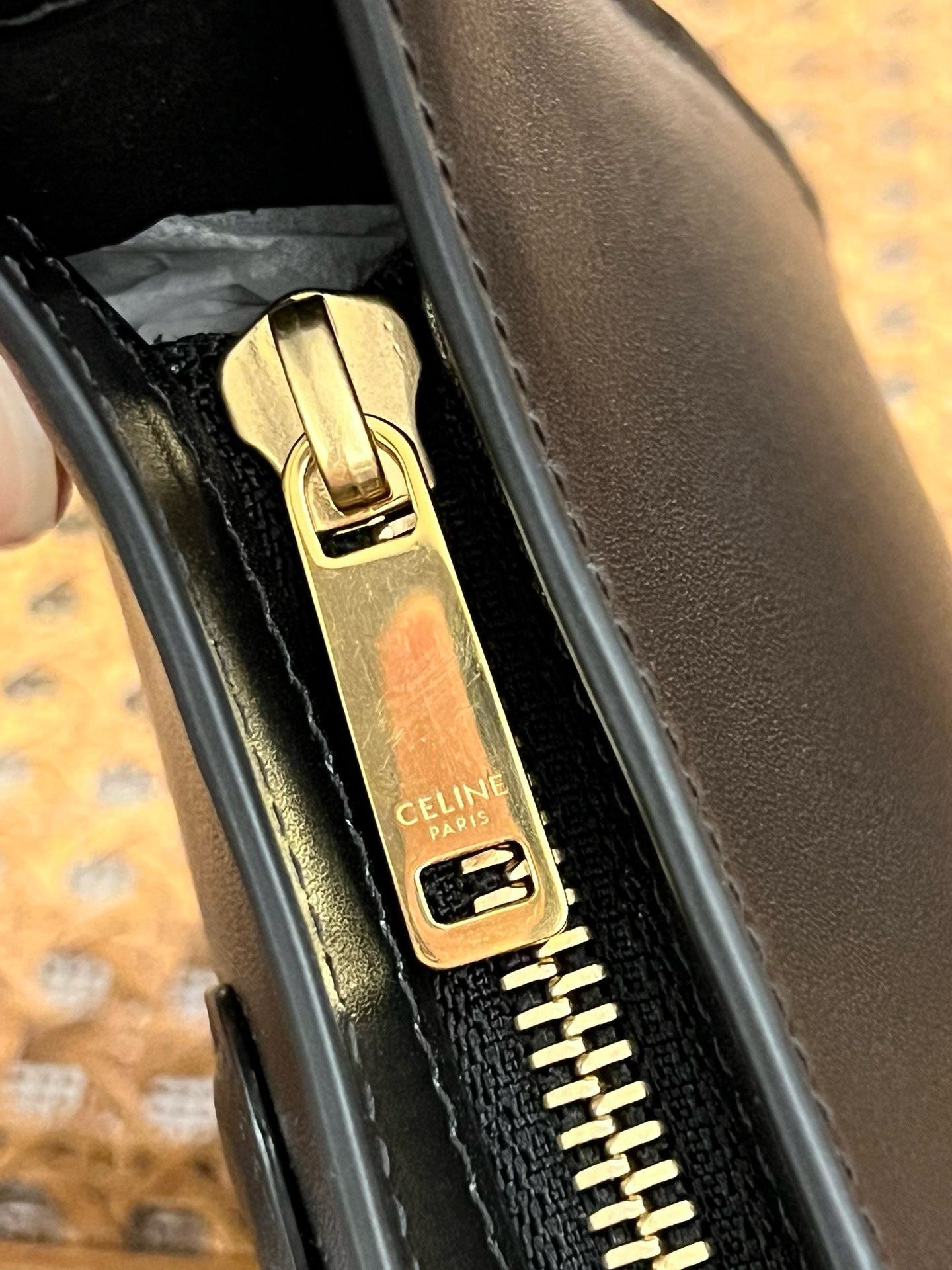 Celine Cuir Triomphe Shoulder Bag - Image 7