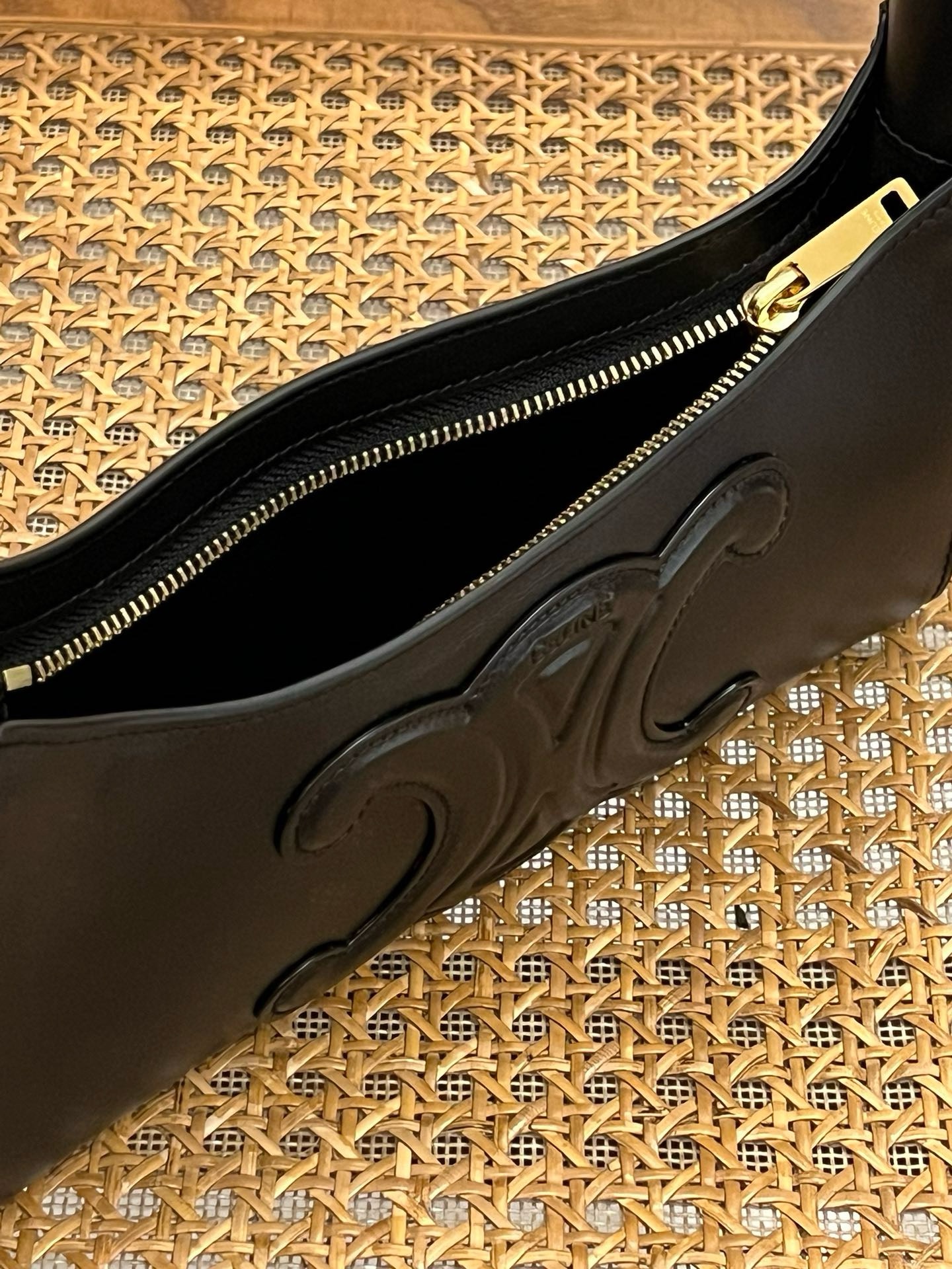 Celine Cuir Triomphe Shoulder Bag - Image 8