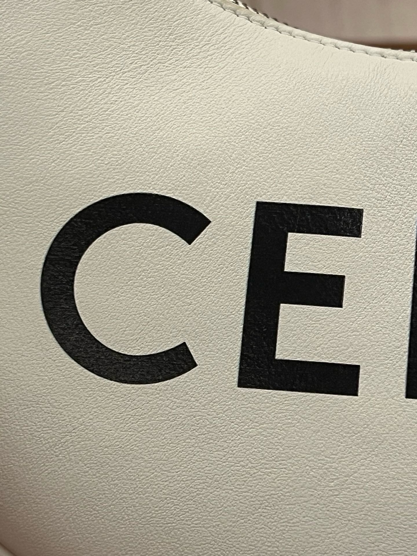 Celine Ava Shoulder Bag - Image 8