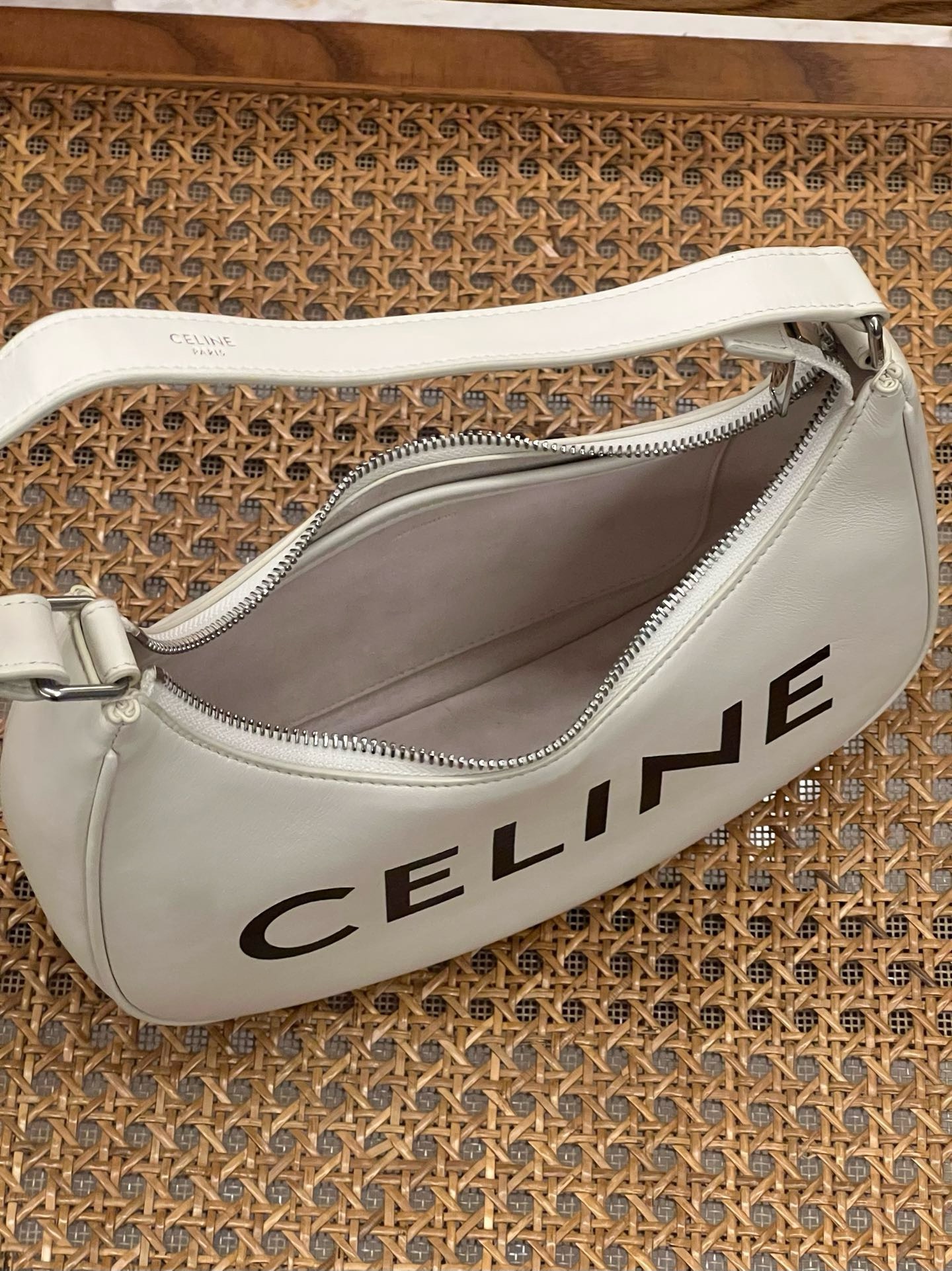 Celine Ava Shoulder Bag - Image 6