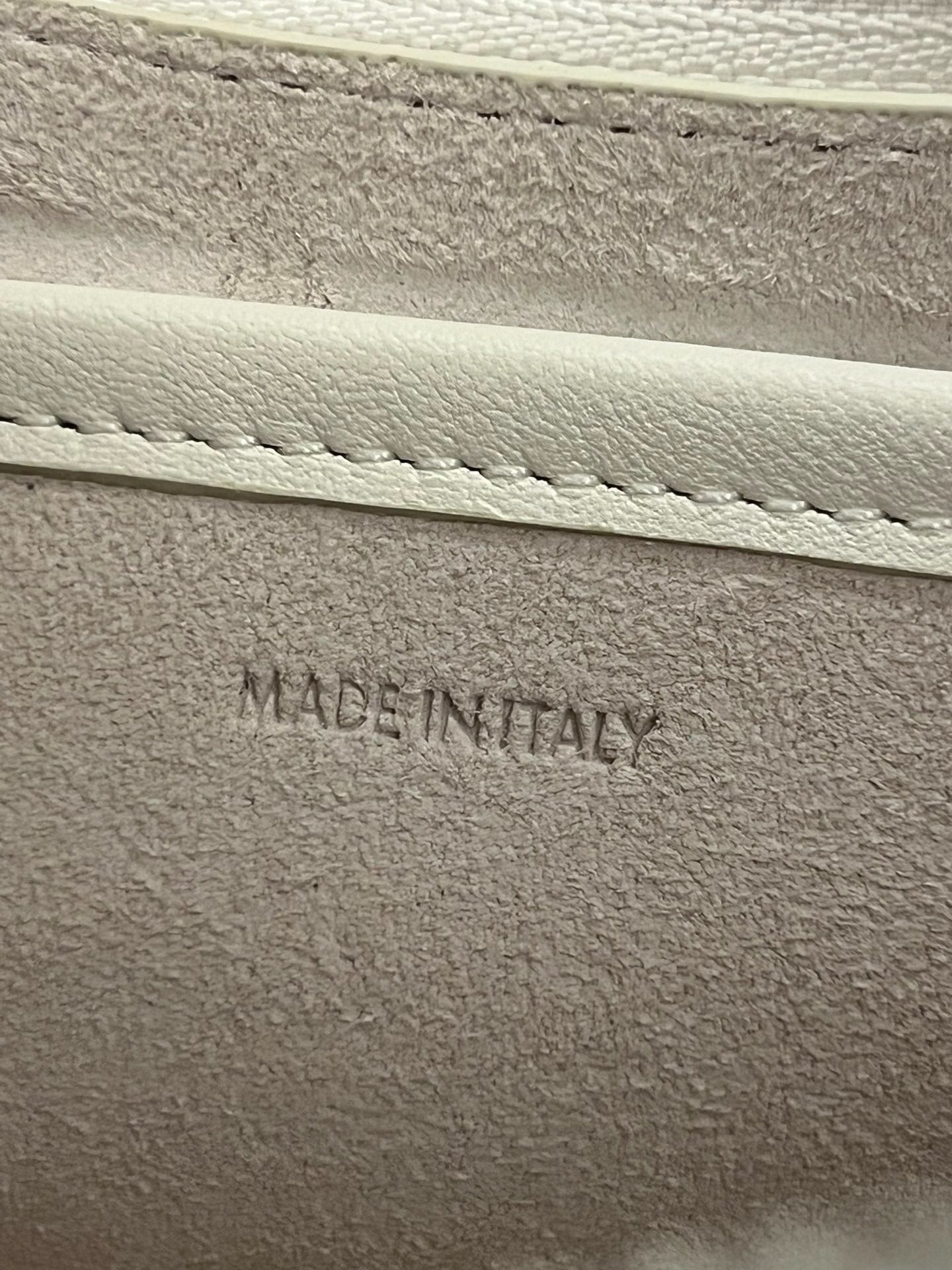 Celine Ava Shoulder Bag - Image 7