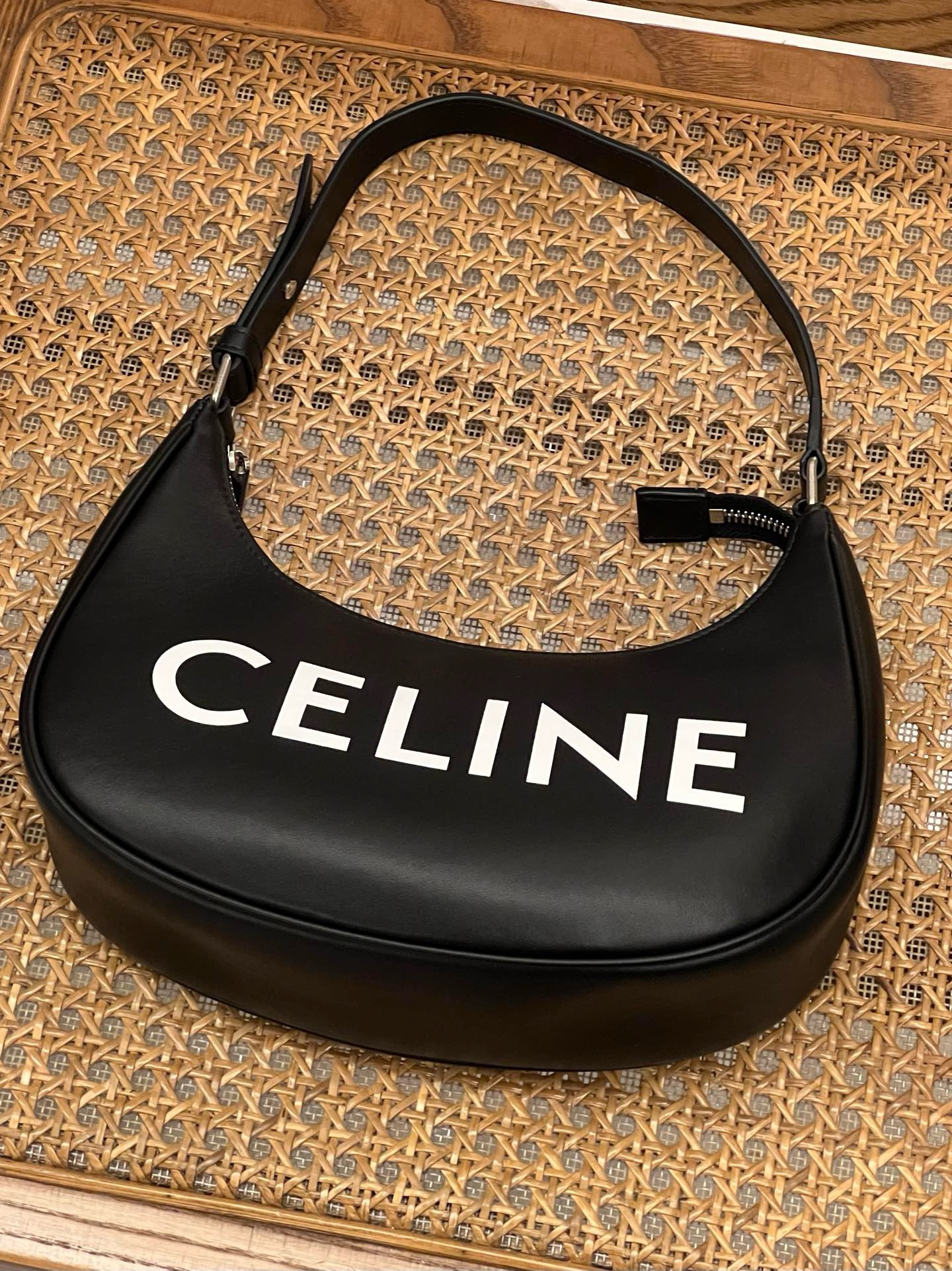 Celine Ava Shoulder Bag - Image 3