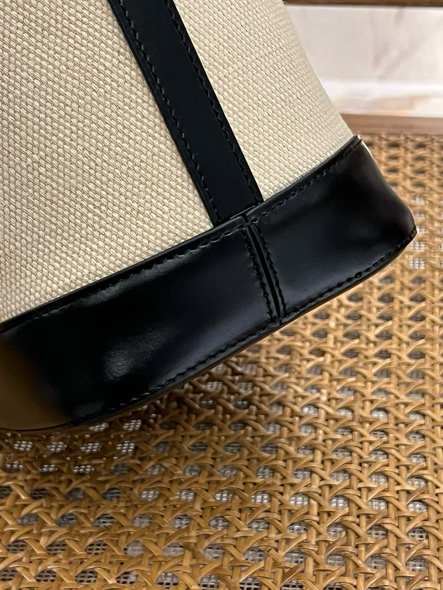 Celine Cuir Handbag - Image 7