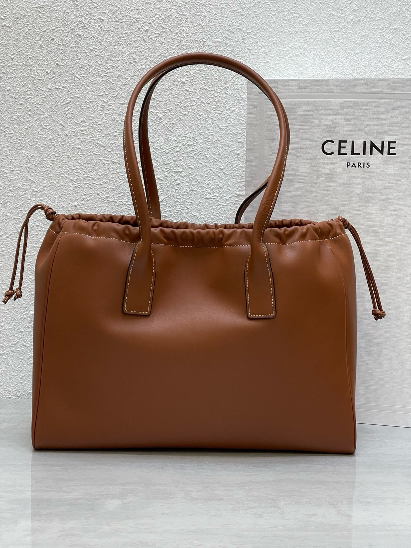 Celine Cabas Drawstring Cuir Triomphe - Image 2
