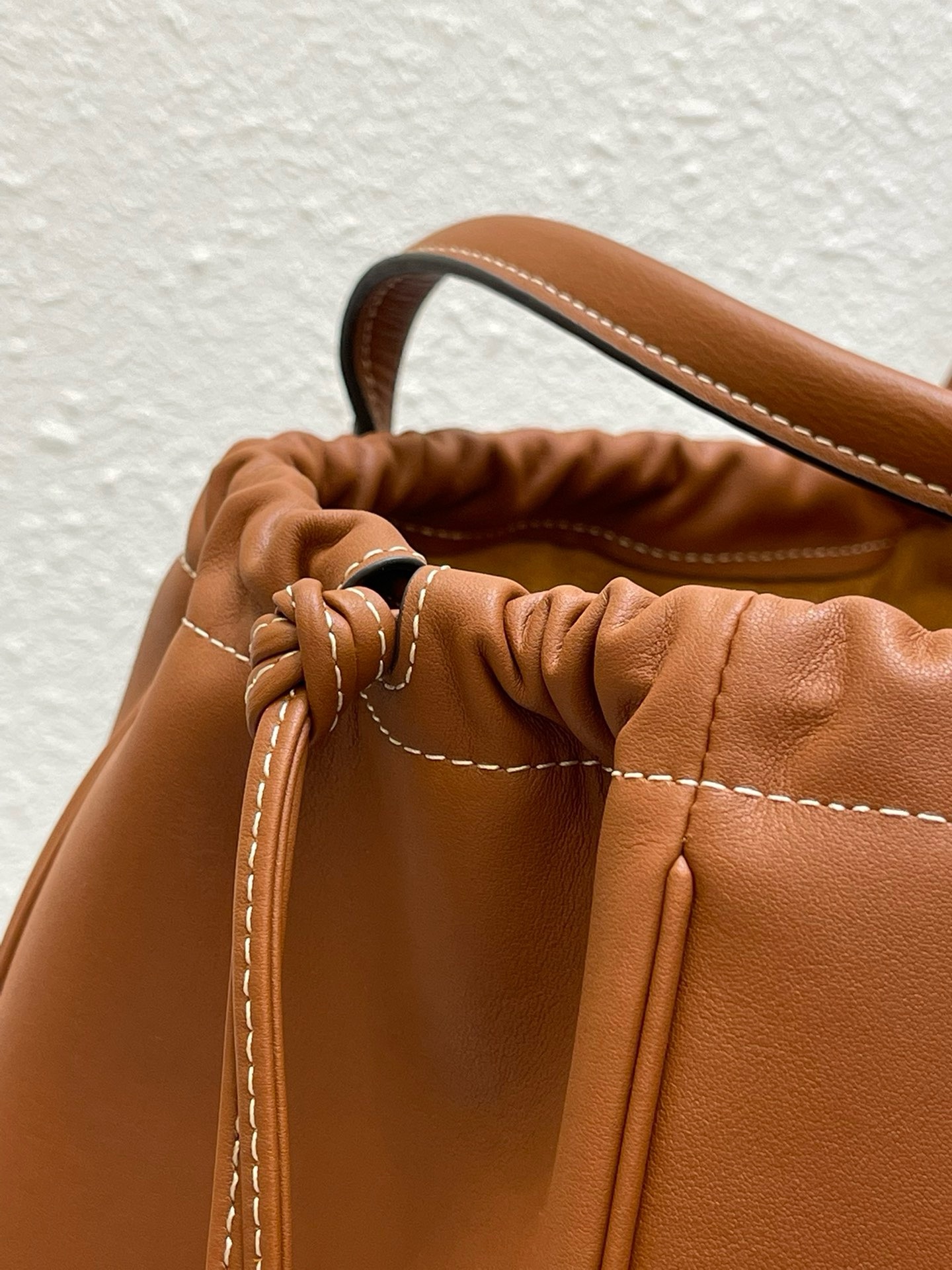 Celine Cabas Drawstring Cuir Triomphe - Image 8