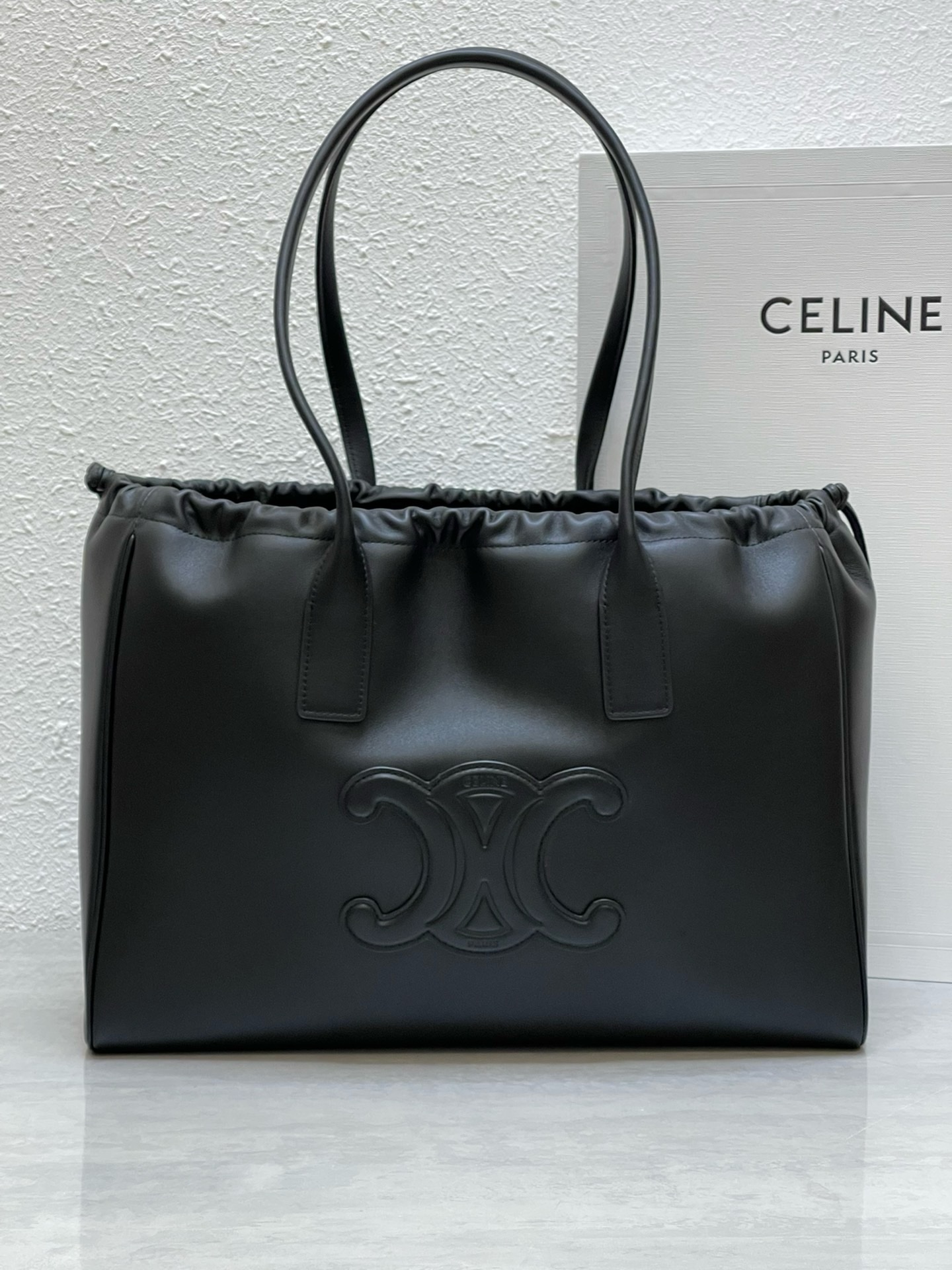 Celine Cabas Drawstring Cuir Triomphe