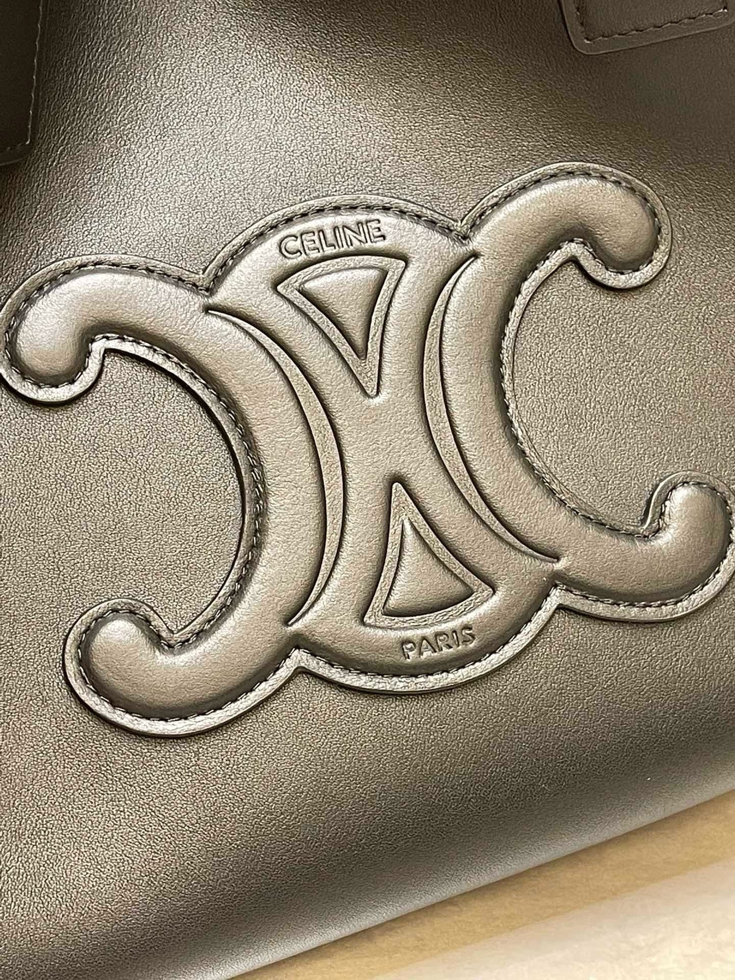 Celine Cabas Drawstring Cuir Triomphe - Image 5