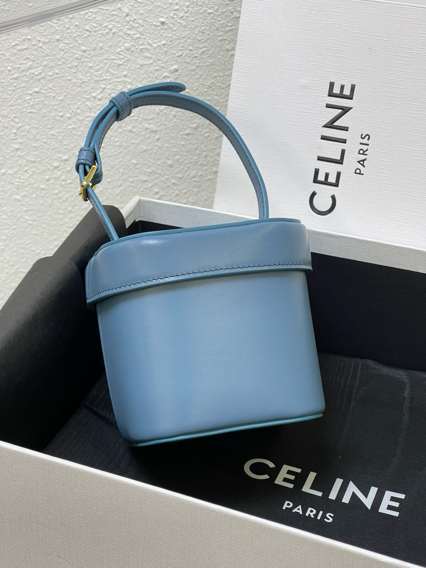 Celine Small Cuir Triomphe Box Crossbody Bag - Image 2
