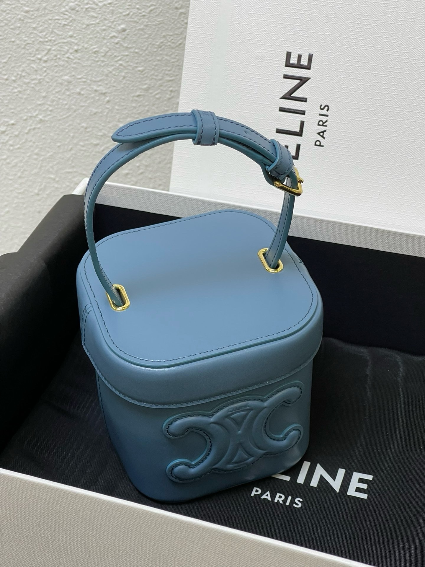 Celine Small Cuir Triomphe Box Crossbody Bag - Image 4