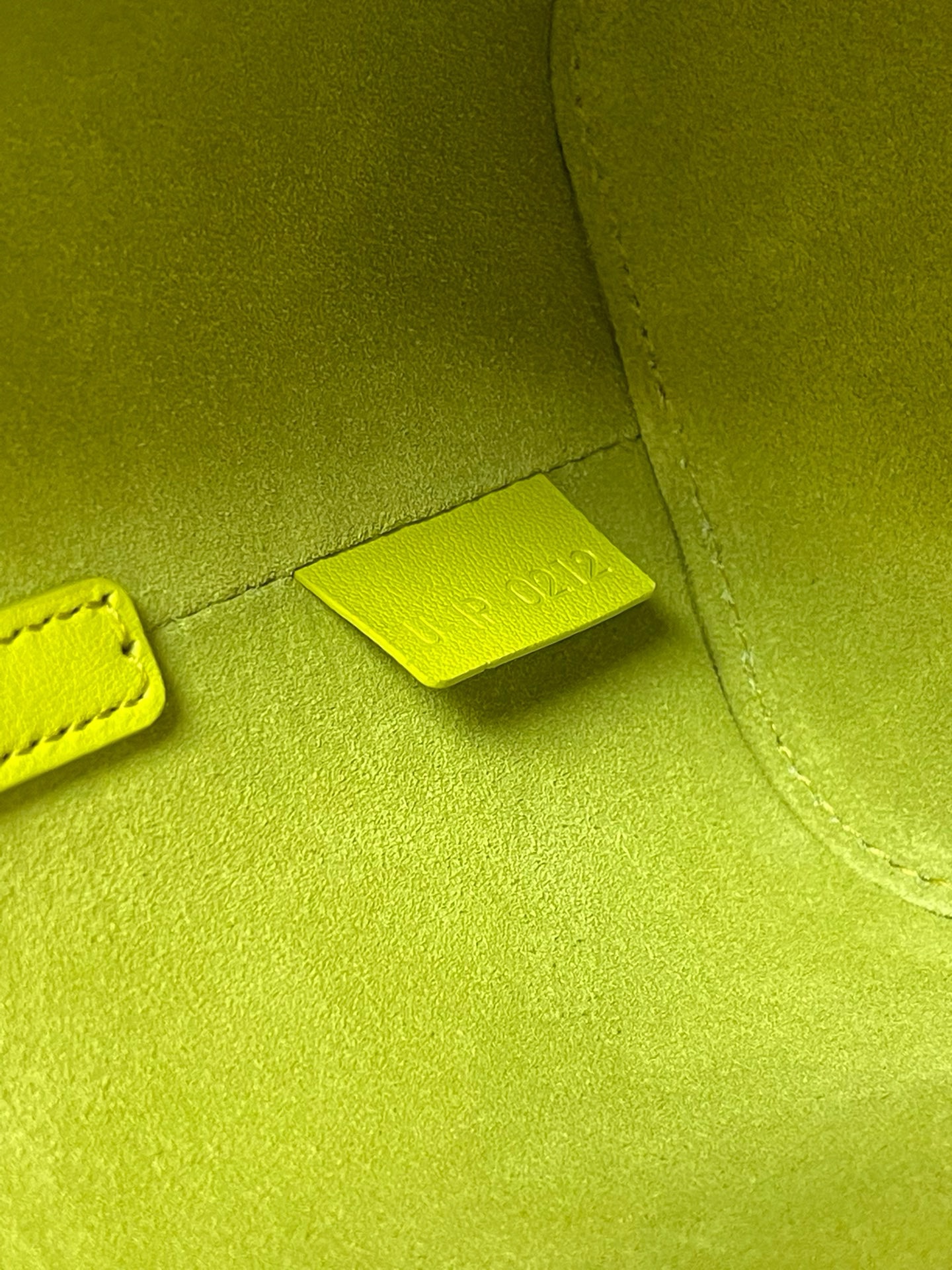 Celine Small Cuir Triomphe Box Crossbody Bag - Image 9