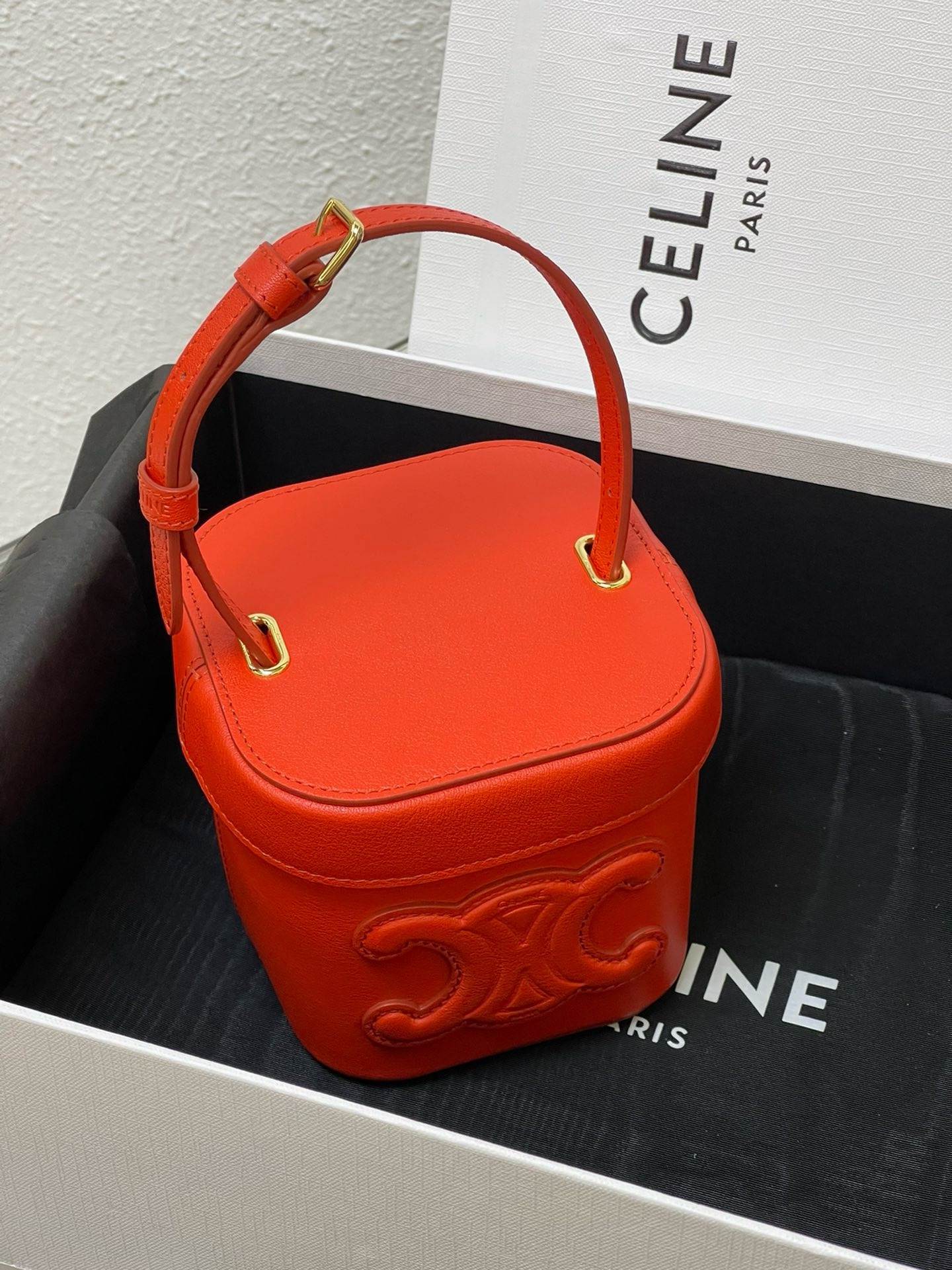 Celine Small Cuir Triomphe Box Crossbody Bag - Image 4