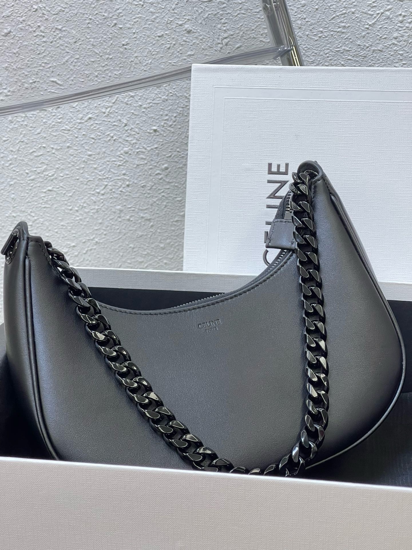 Celine Ava - Image 3