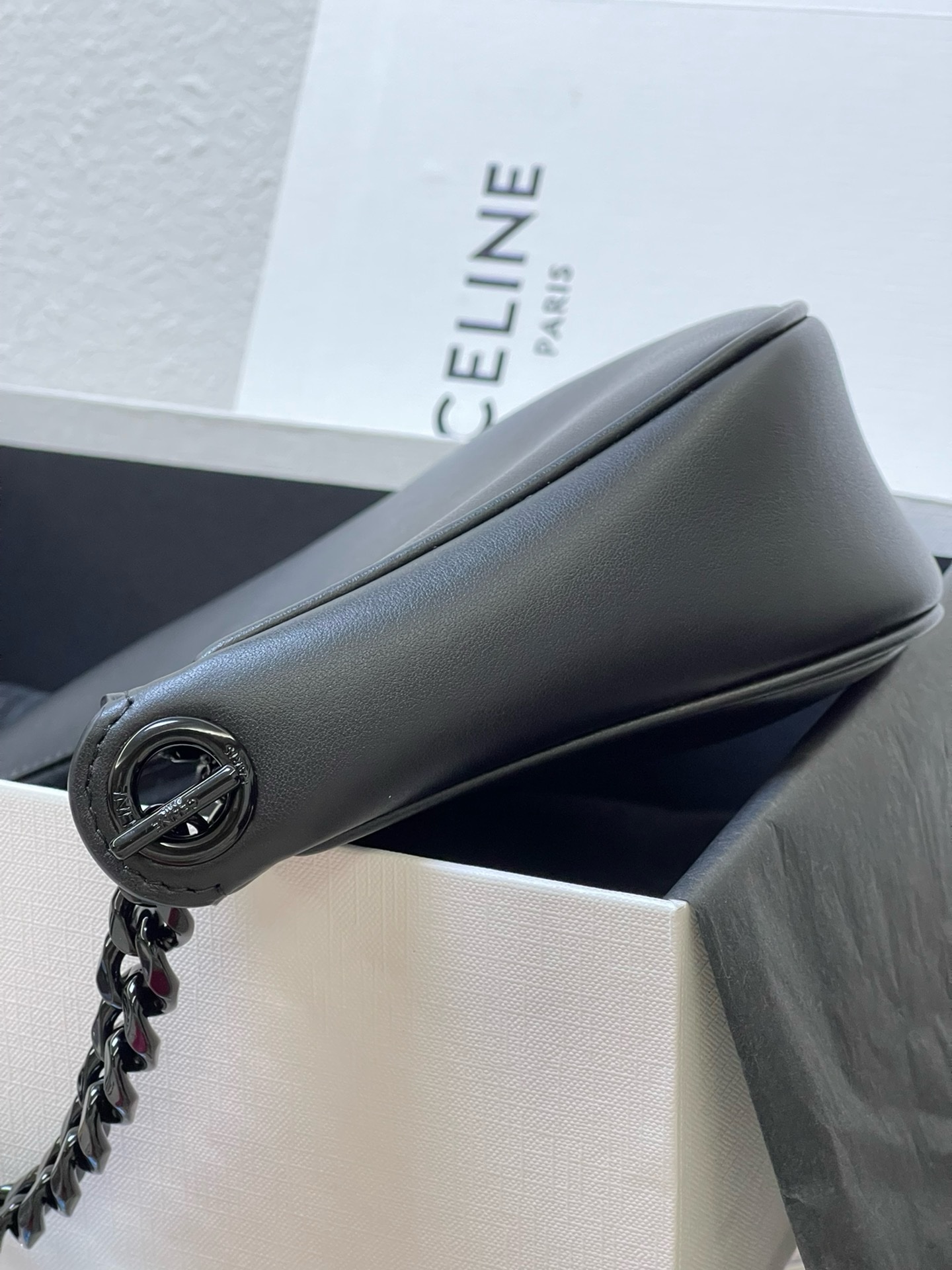 Celine Ava - Image 5