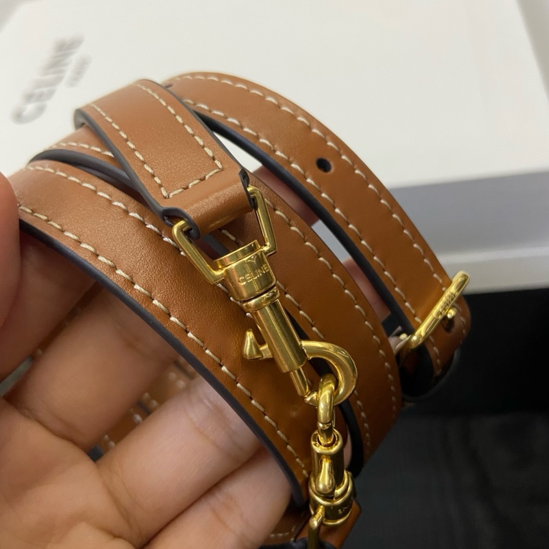 Celine Triomphe - Image 7