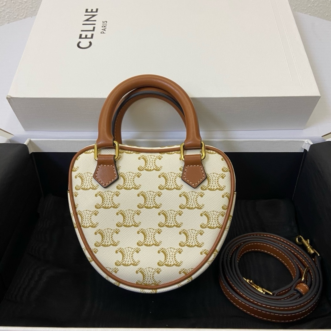 Celine Triomphe - Image 2