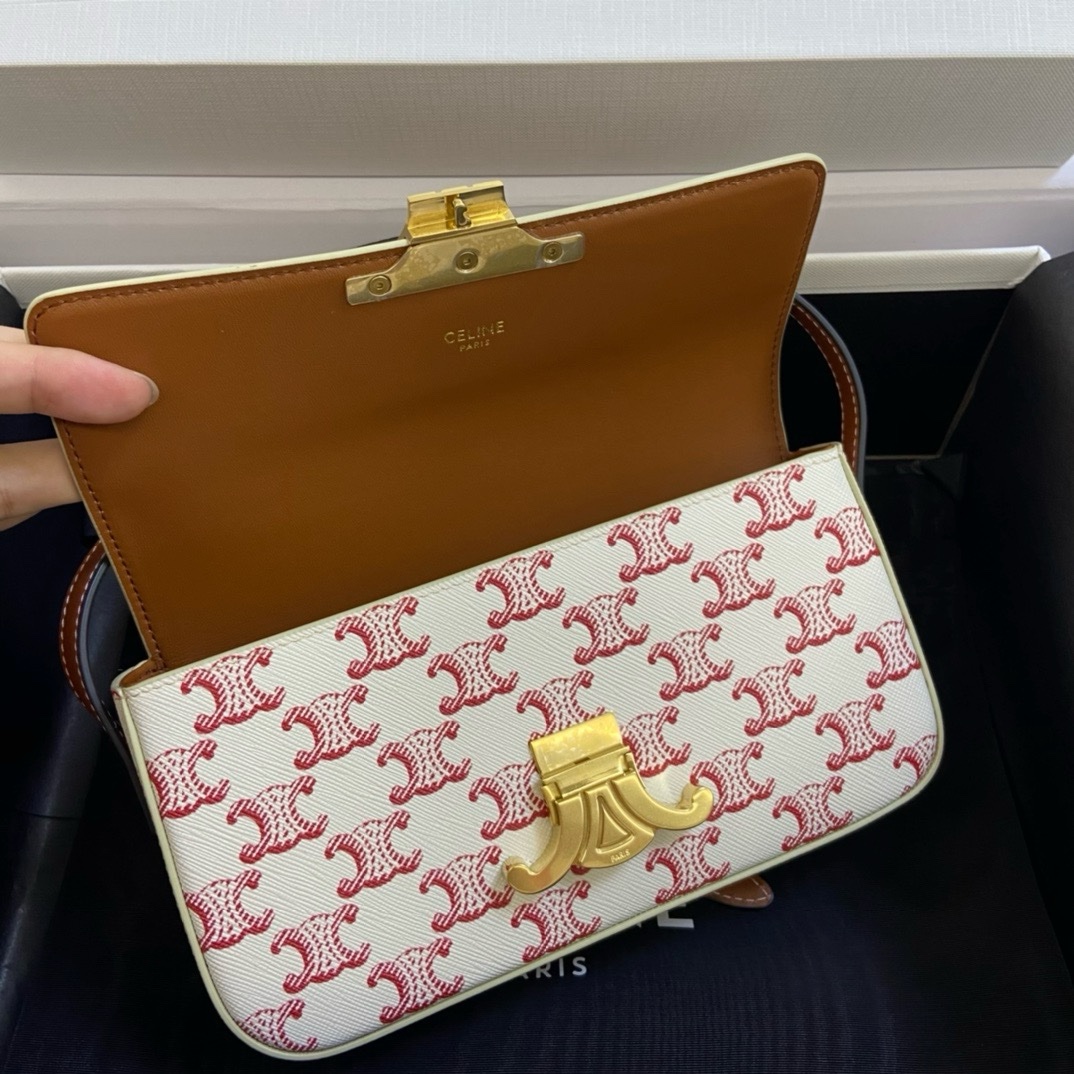 Celine Triomphe - Image 8