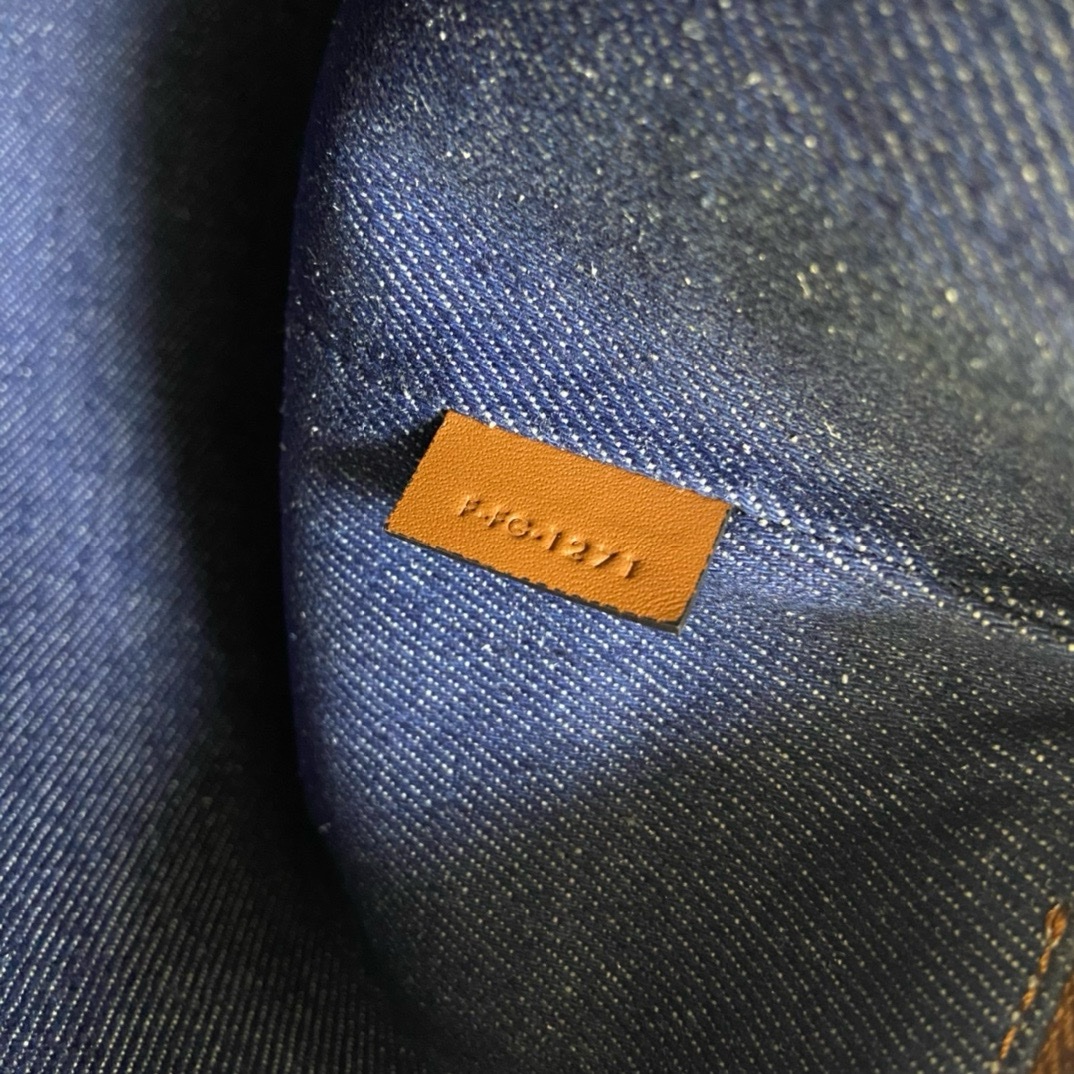 Celine clutch - Image 9