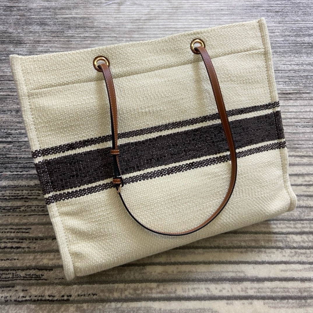 Celine Cabas - Image 2