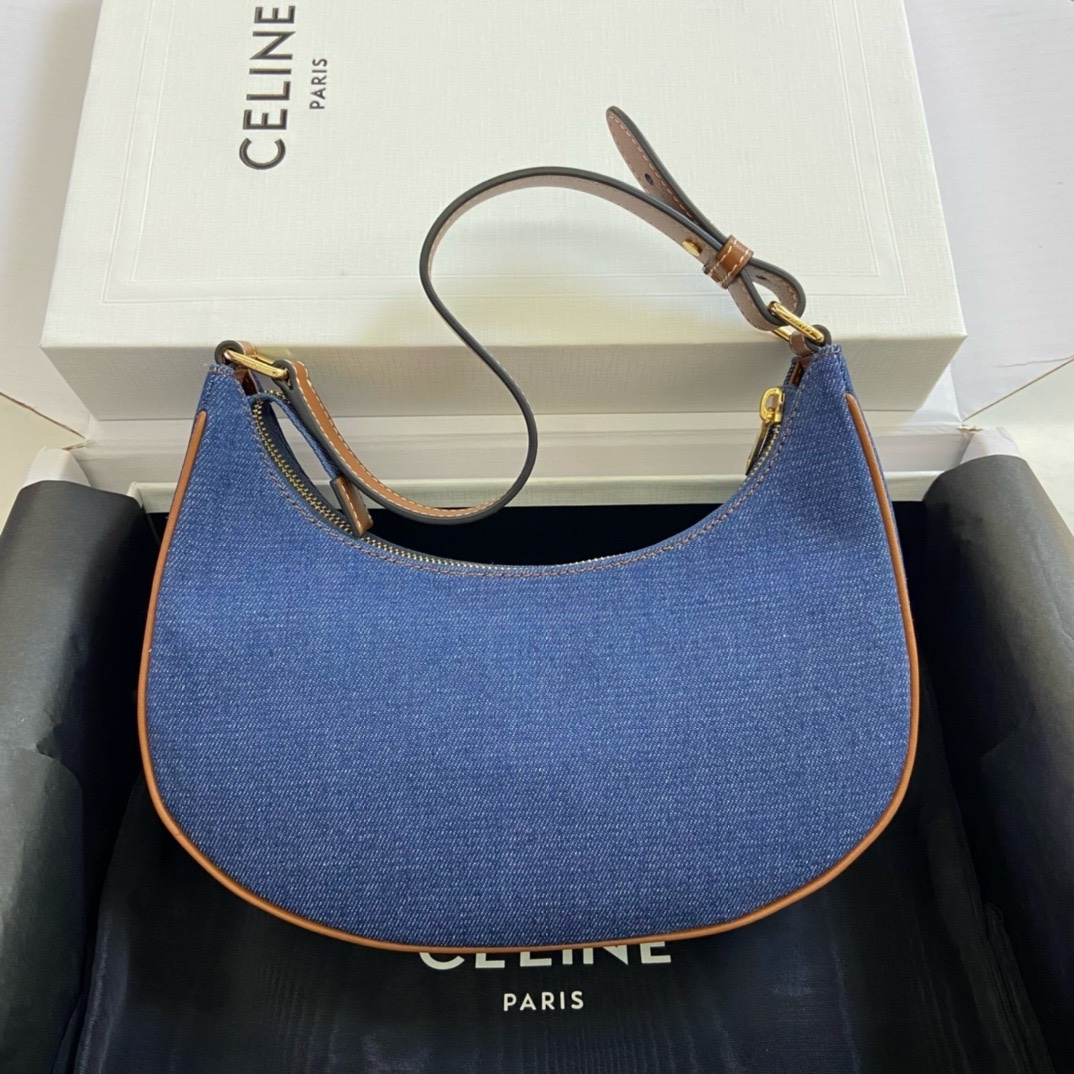 Celine Ava - Image 2