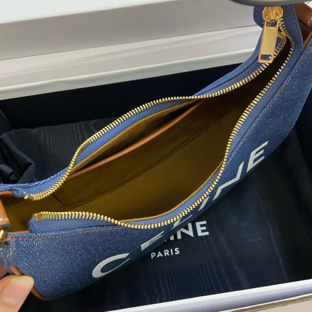 Celine Ava - Image 8